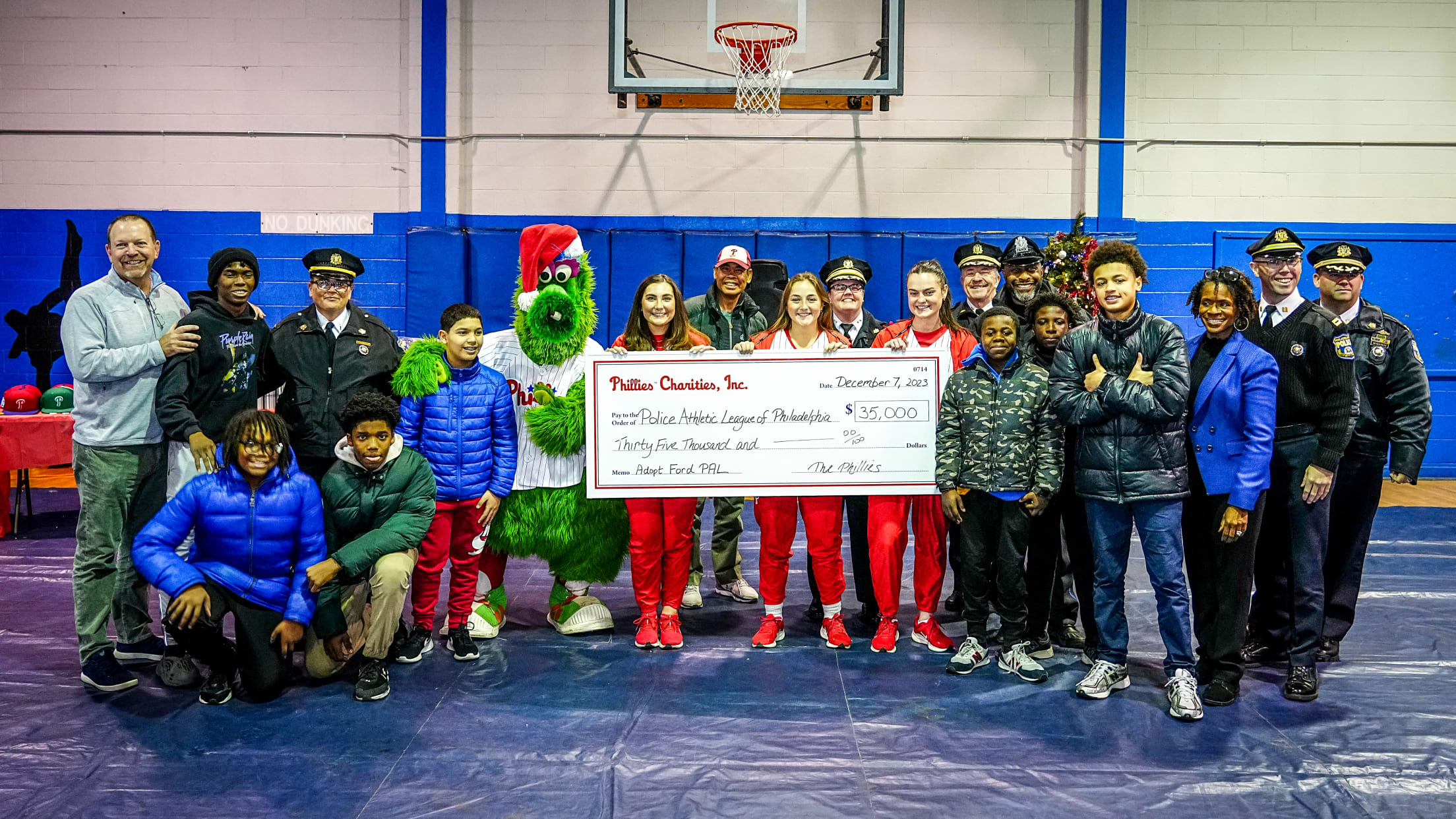 PALholidayParty06310