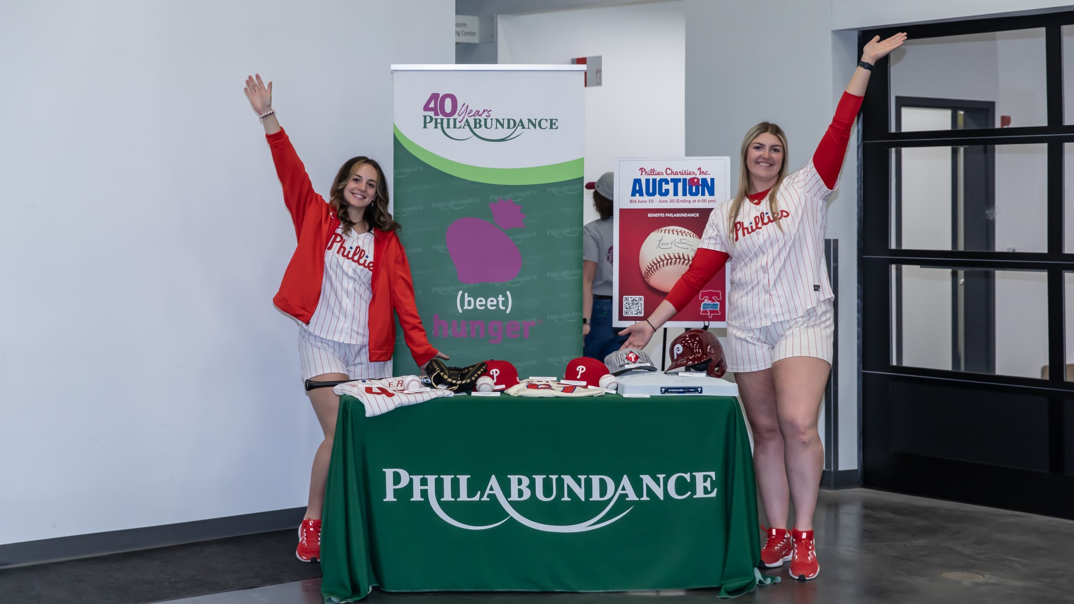 20250501_Phans_Feeding_Families-30