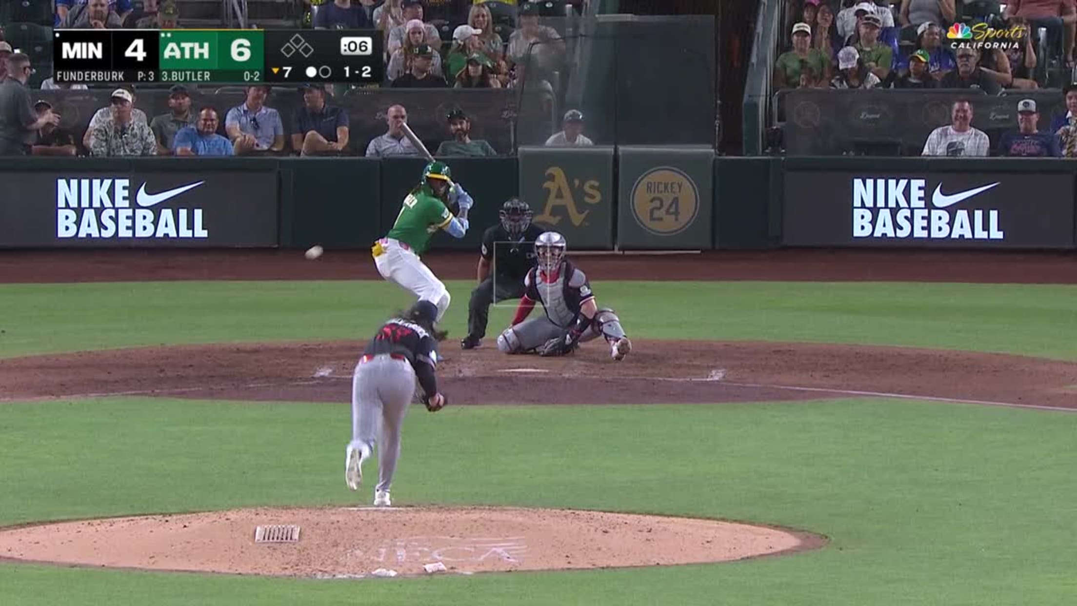 Lawrence Butler's solo home run (12)