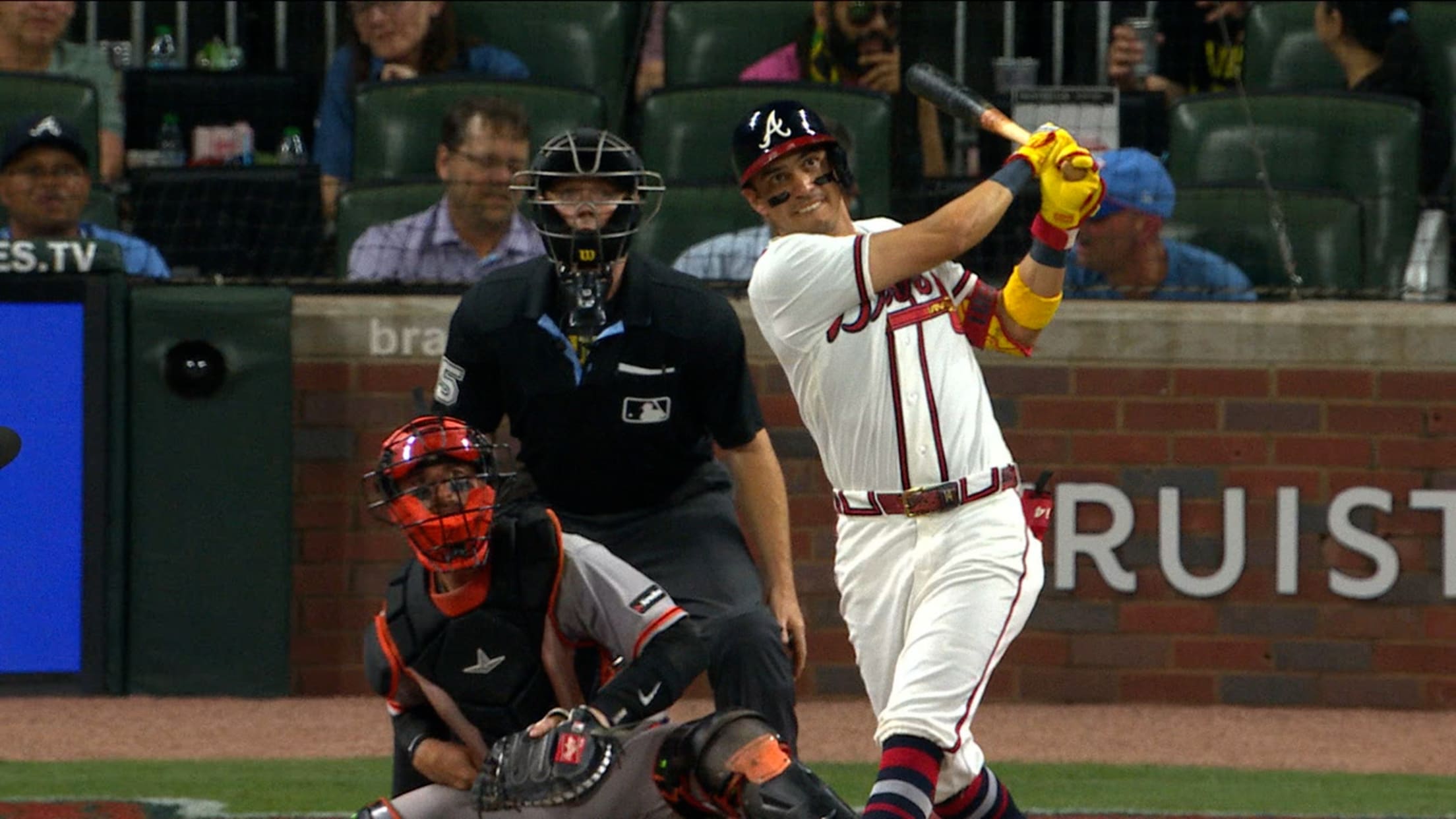 Mauricio Dubón's two-run homer (7)