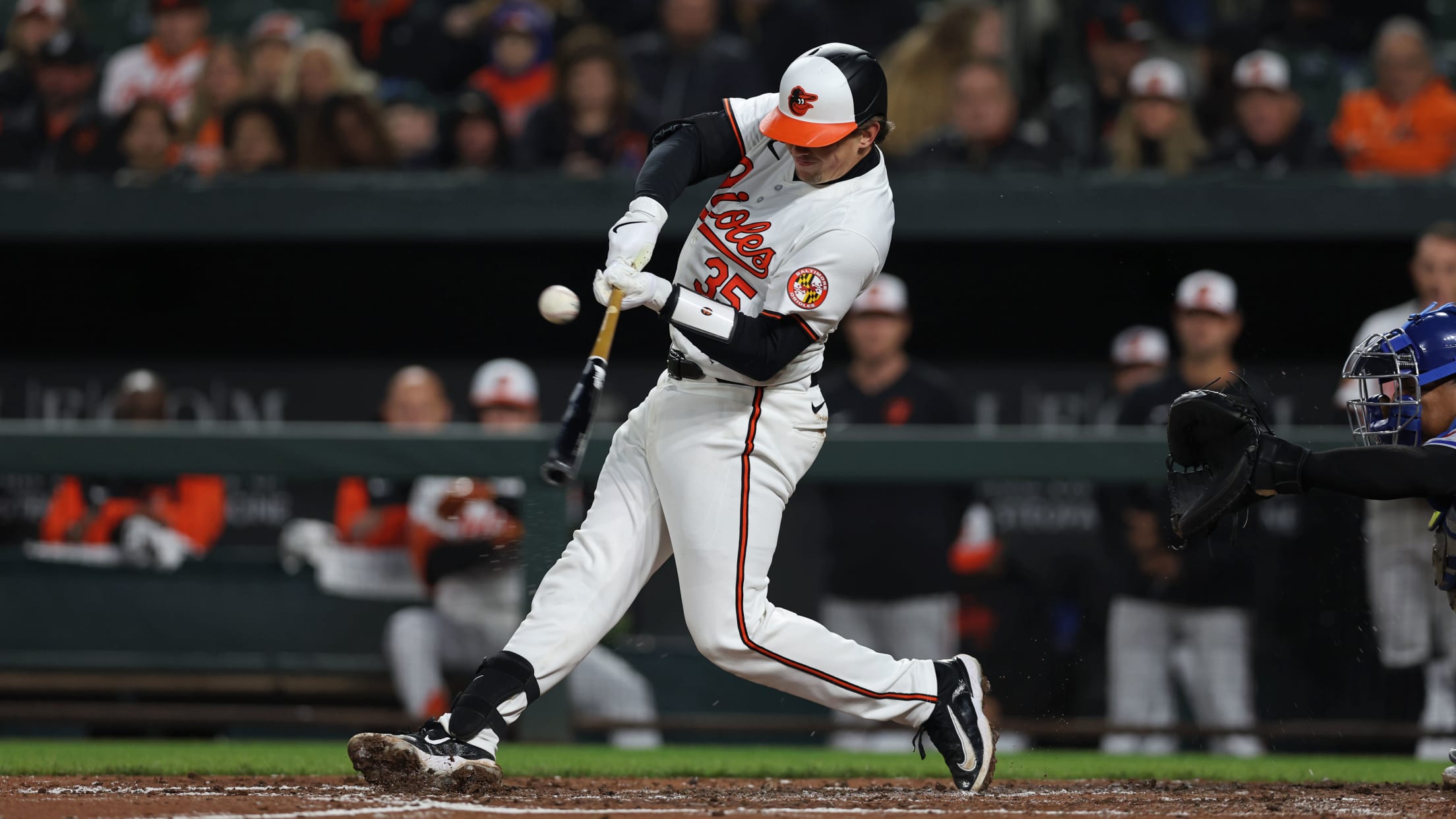 BAL-makingthiercase-060424-002