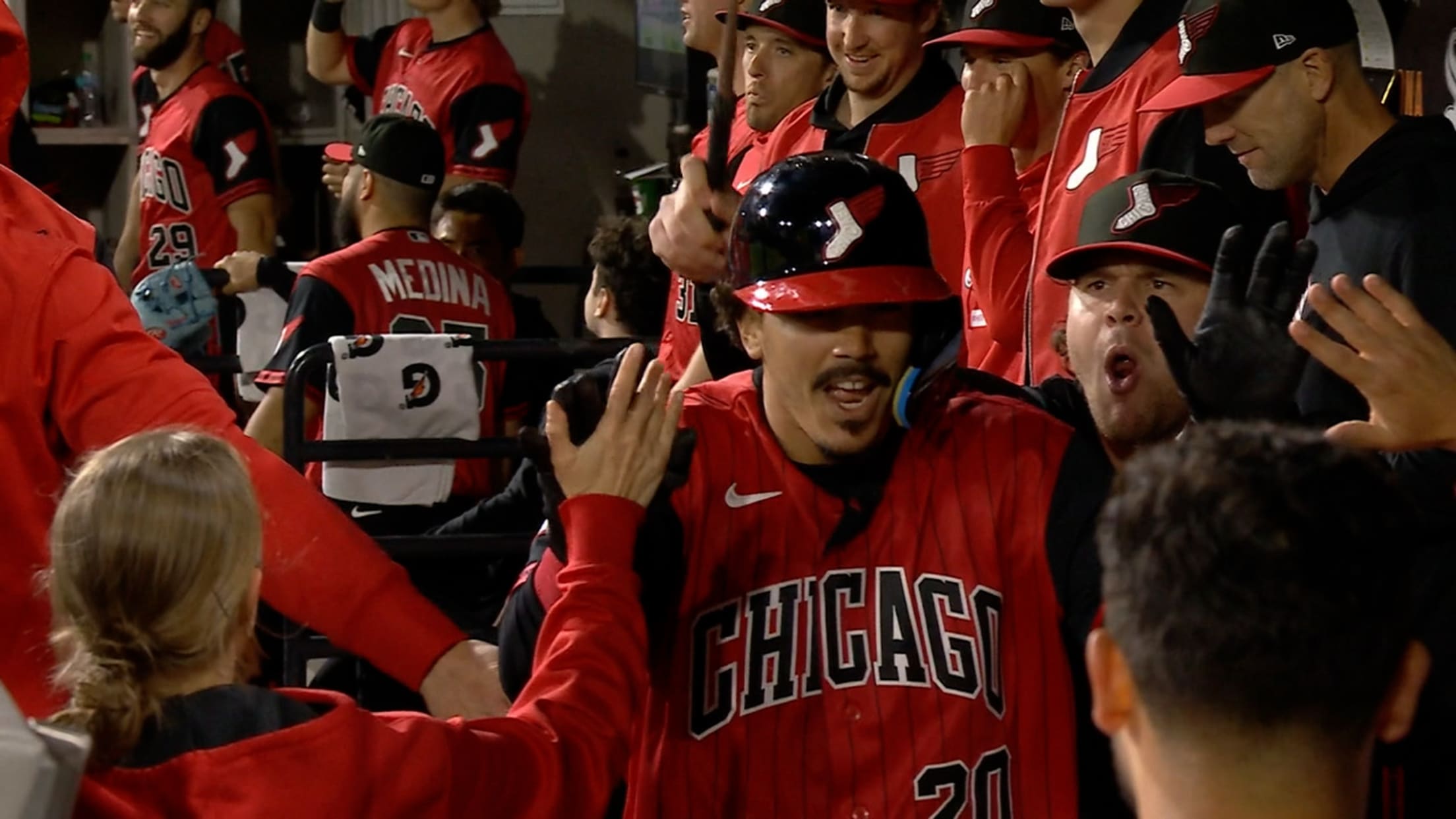 Miguel Vargas' game-tying home run (10)