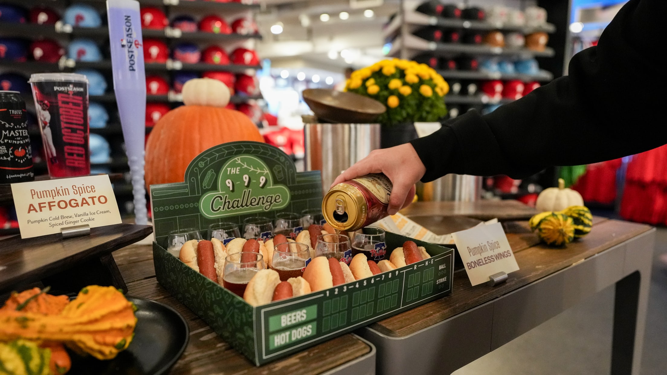 2501003_Phillies October Food Specials_DKennedy_307934