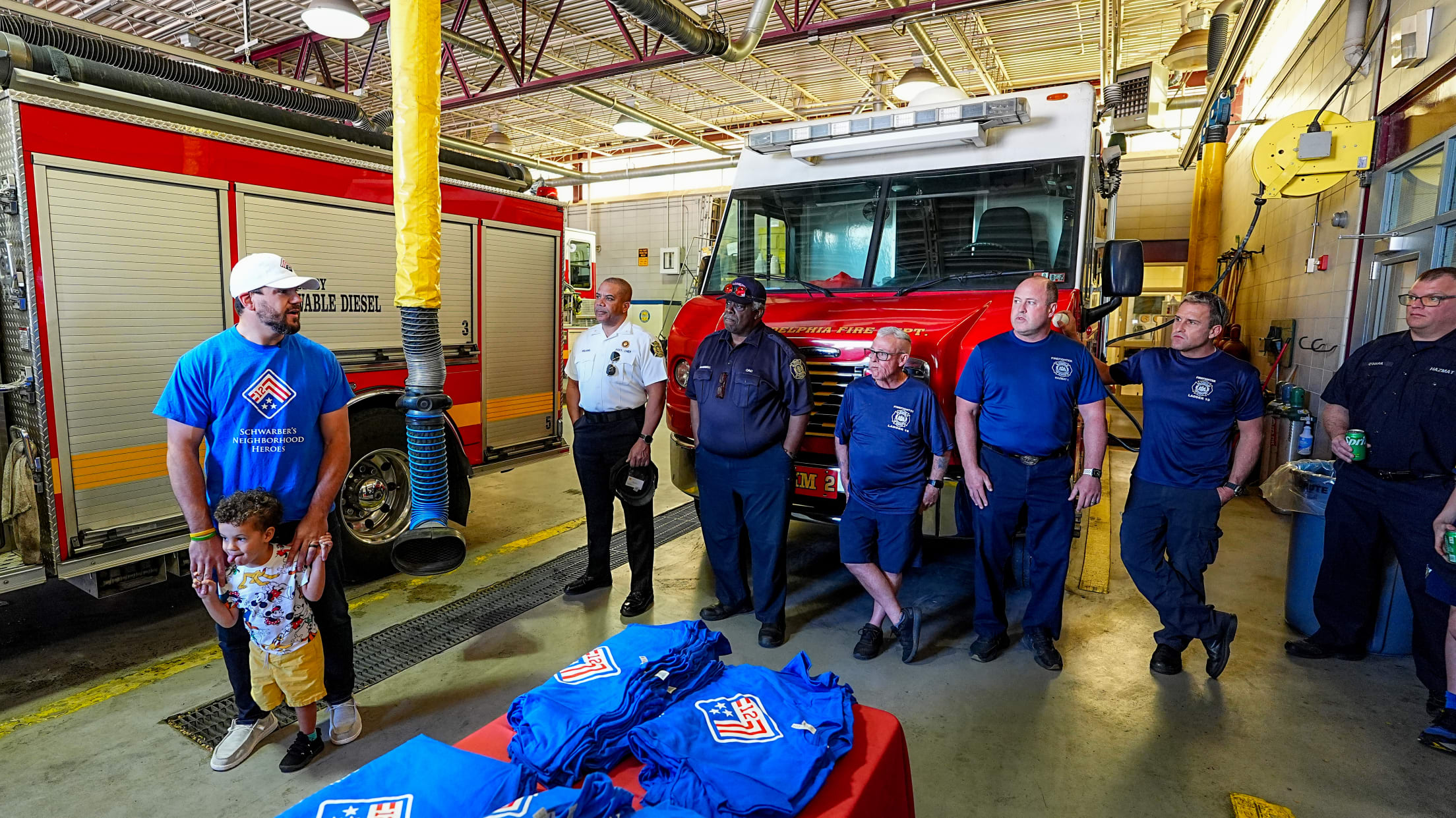 SchwarberNeighborhoodHeroes08236