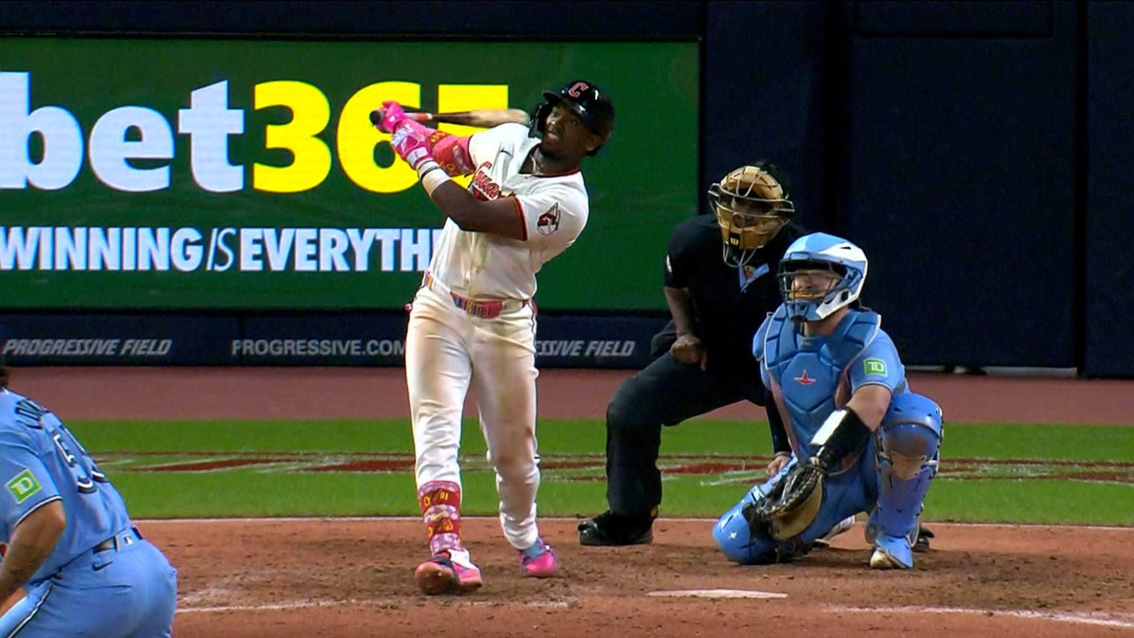 Angel Martínez's two-run home run (14)