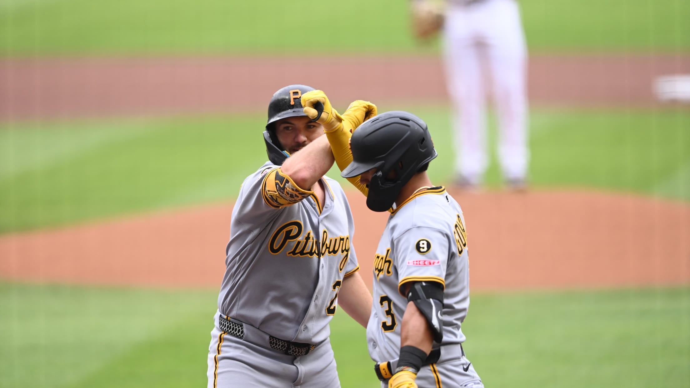 Spencer Horwitz's leadoff homer (8)