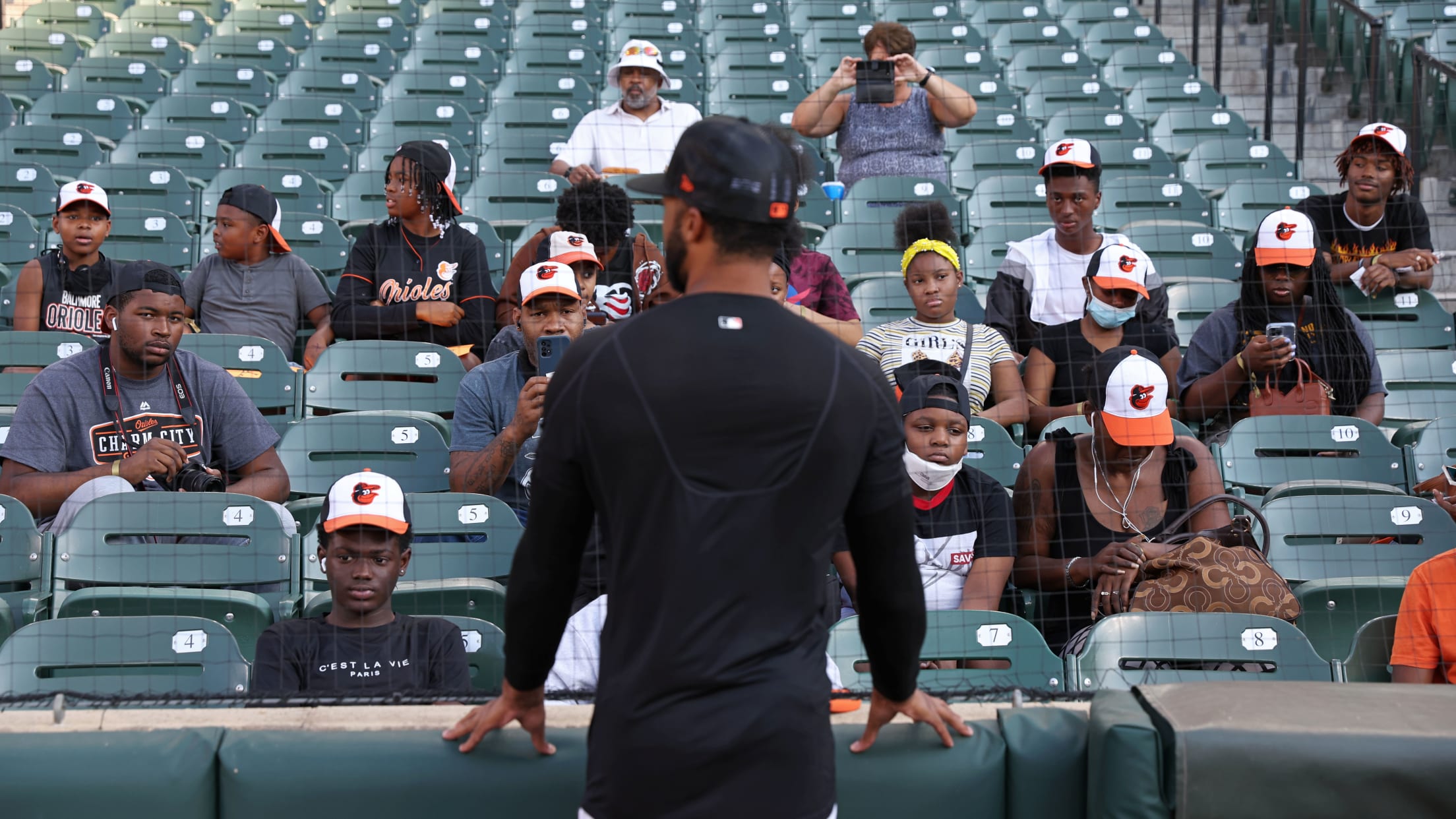 Os_BI_RobertoClemente-DillonTate_005