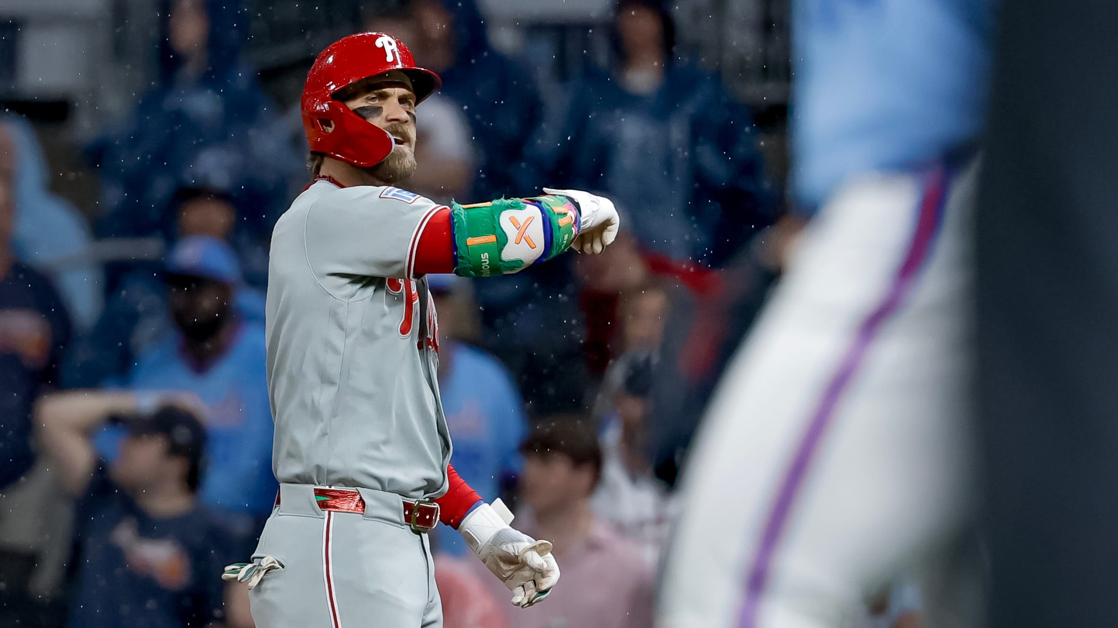 Bryce Harper's go-ahead two-run single