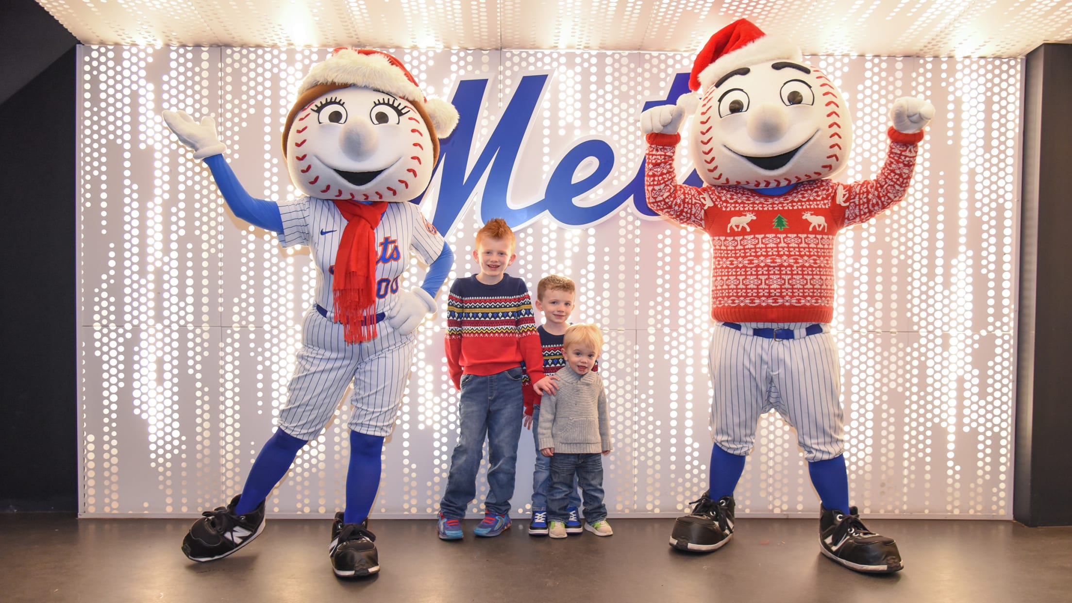 Mr. Met Is All Of Us Right Now