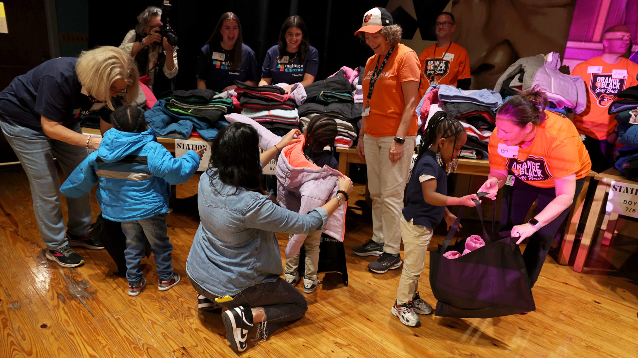 BAL-Giving-Tues-112224-006