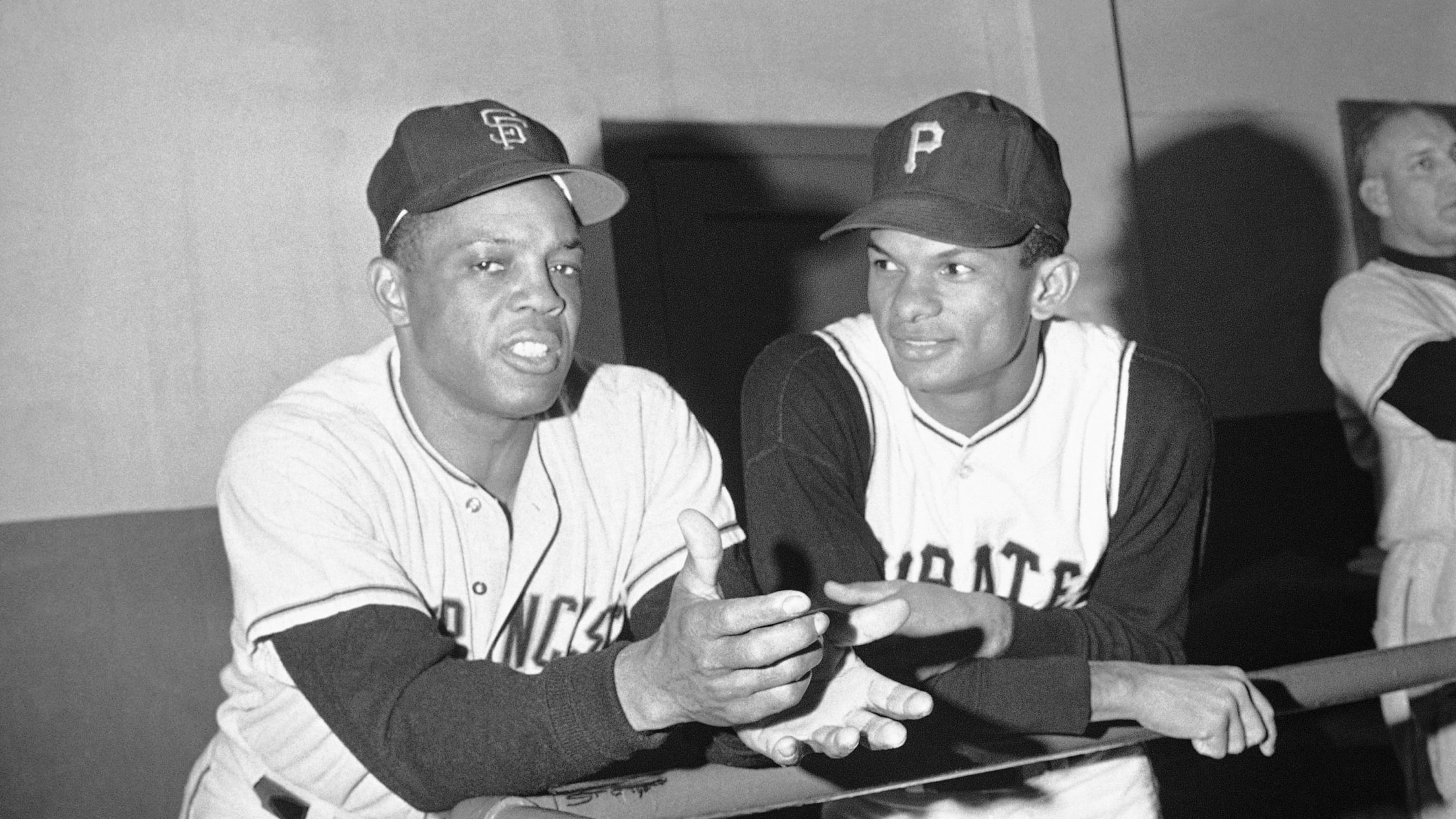 The Three Alou Brothers Make History: All Three In The Same Outfield!