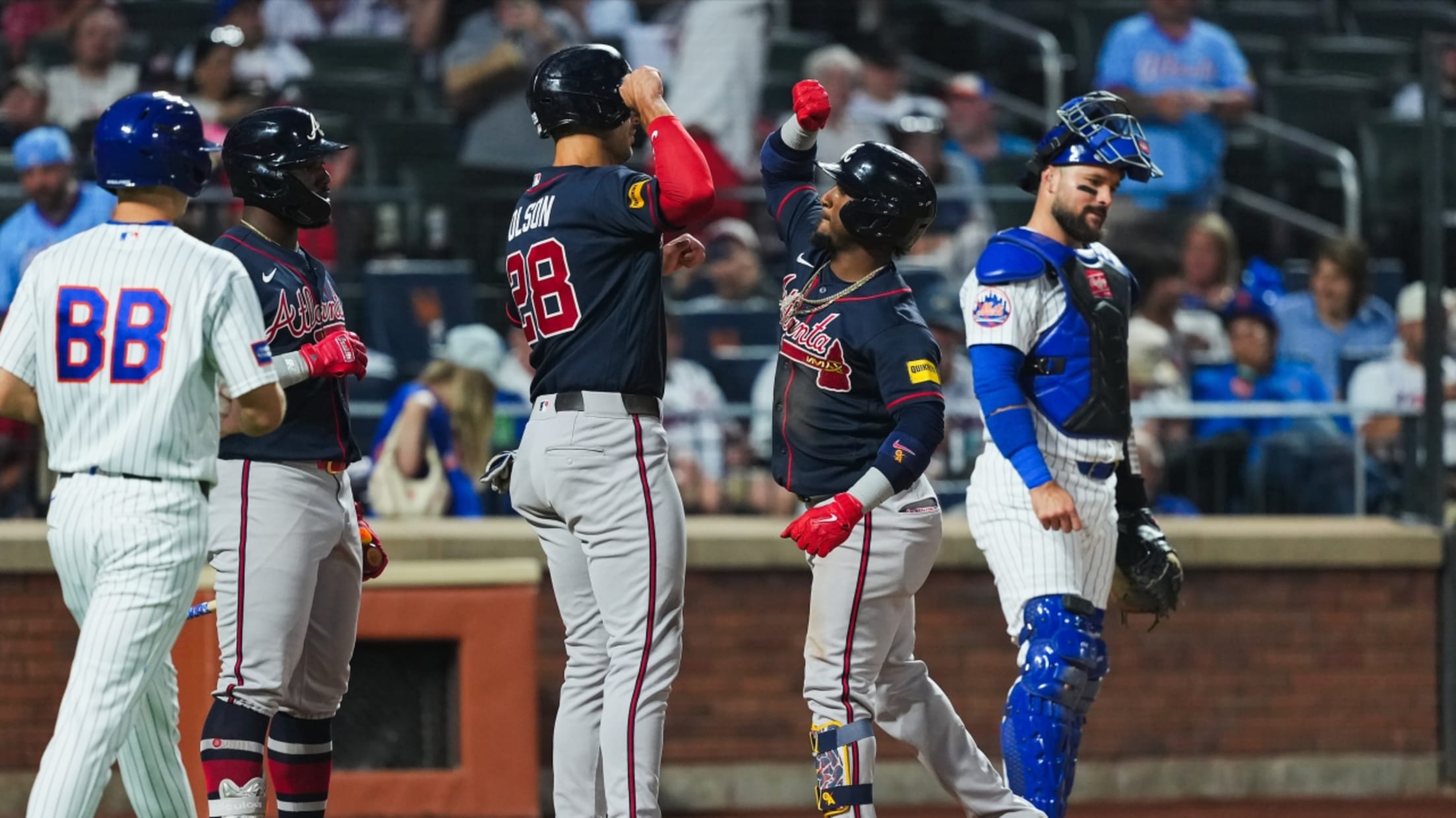 Ozzie Albies' two-run home run (18)