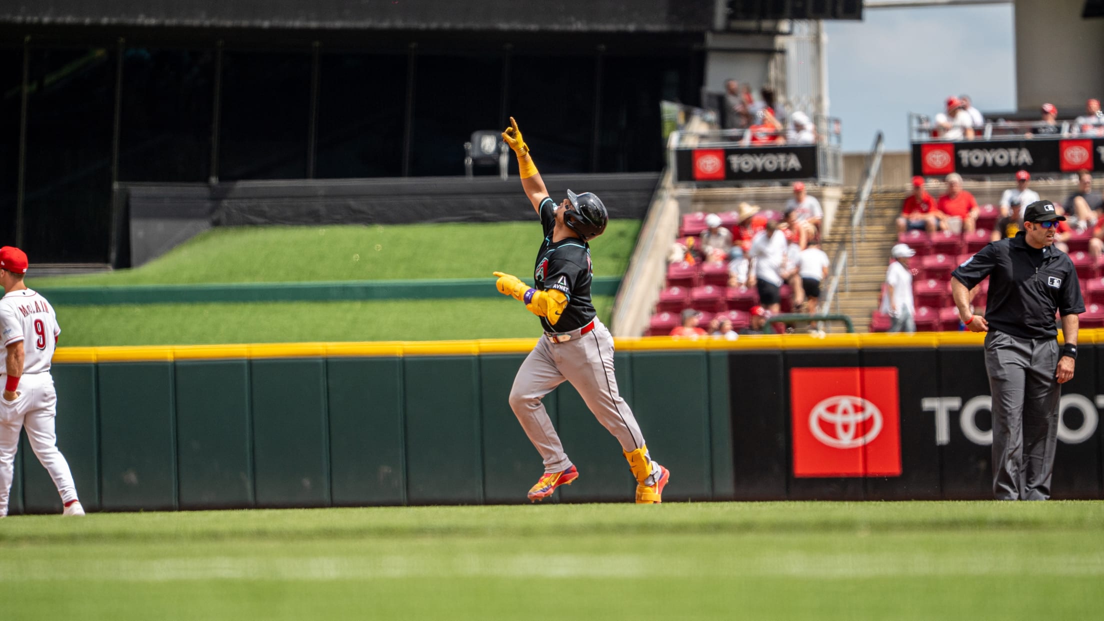 Gabriel Moreno's go-ahead home run (6)