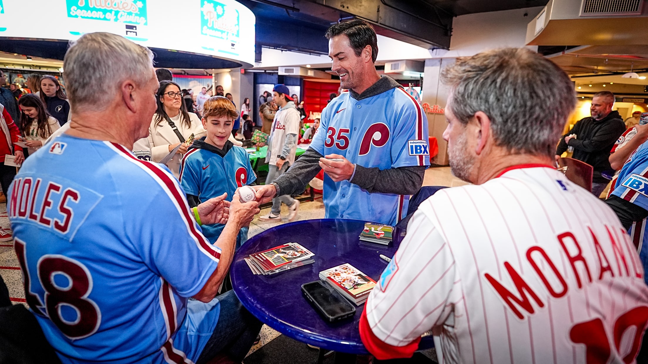 HealthcareHeroesHolidayParty177570