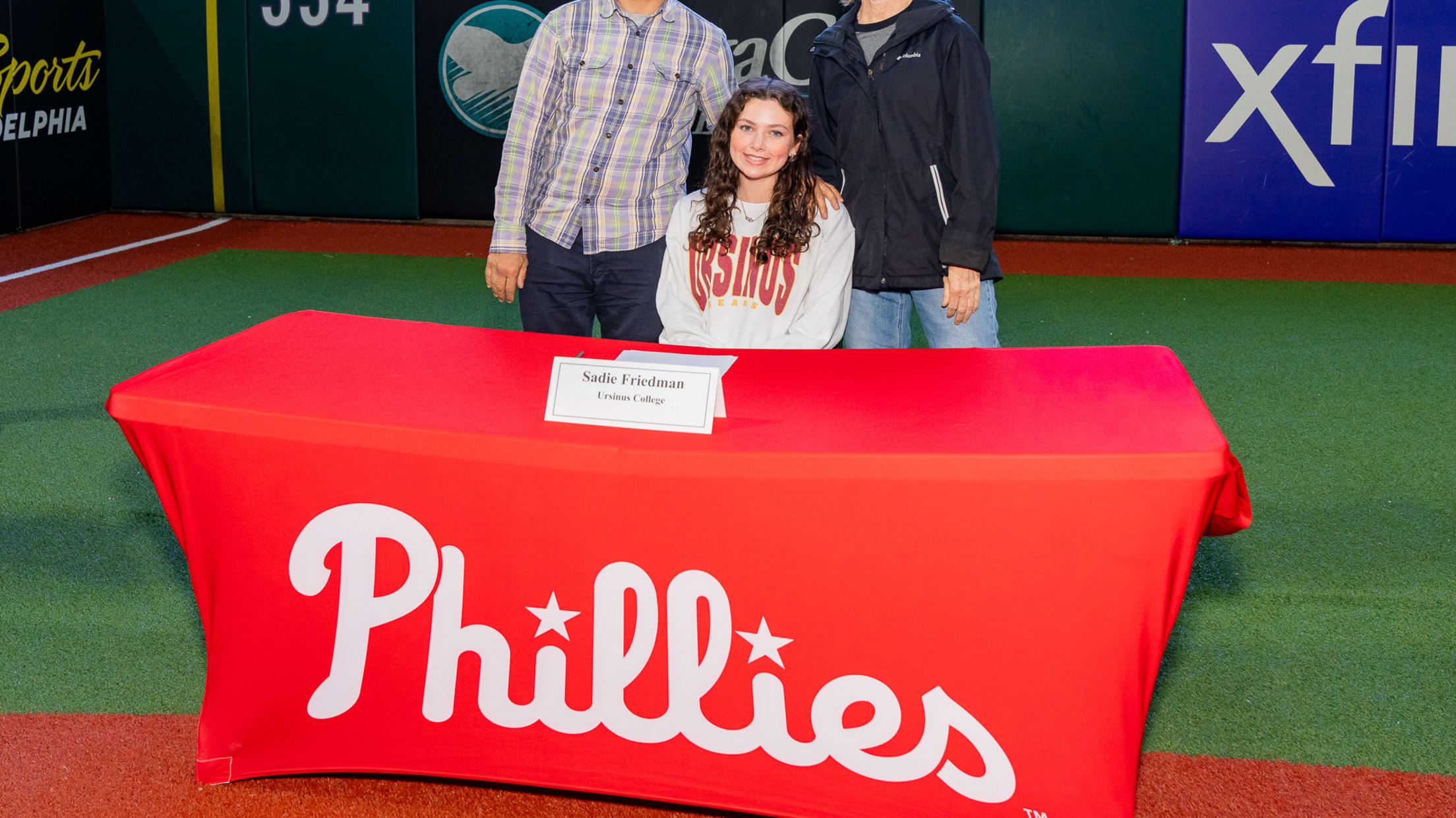 20260504_UYA_Signing_61