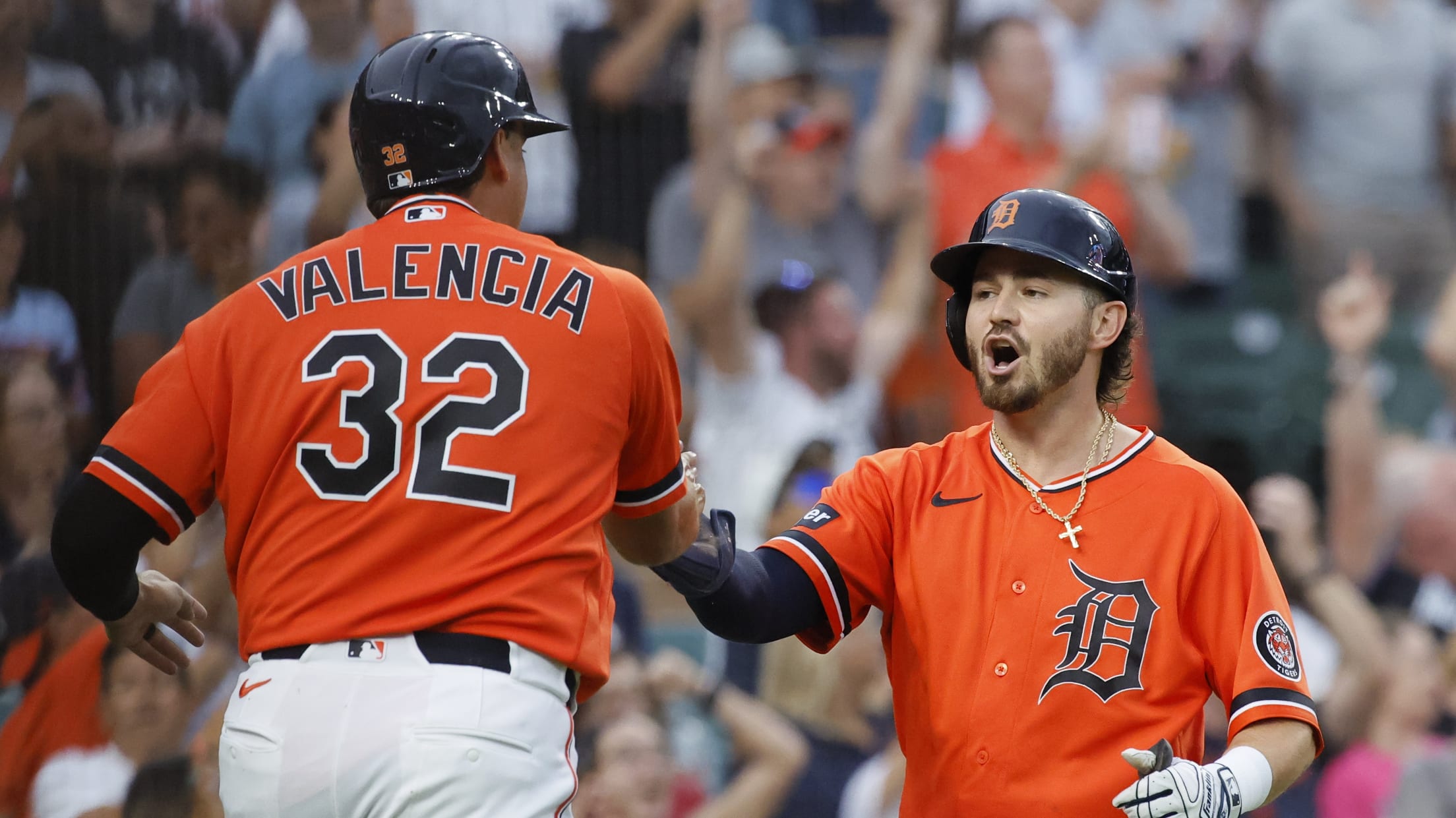 Tigers' five-run rally in the 6th
