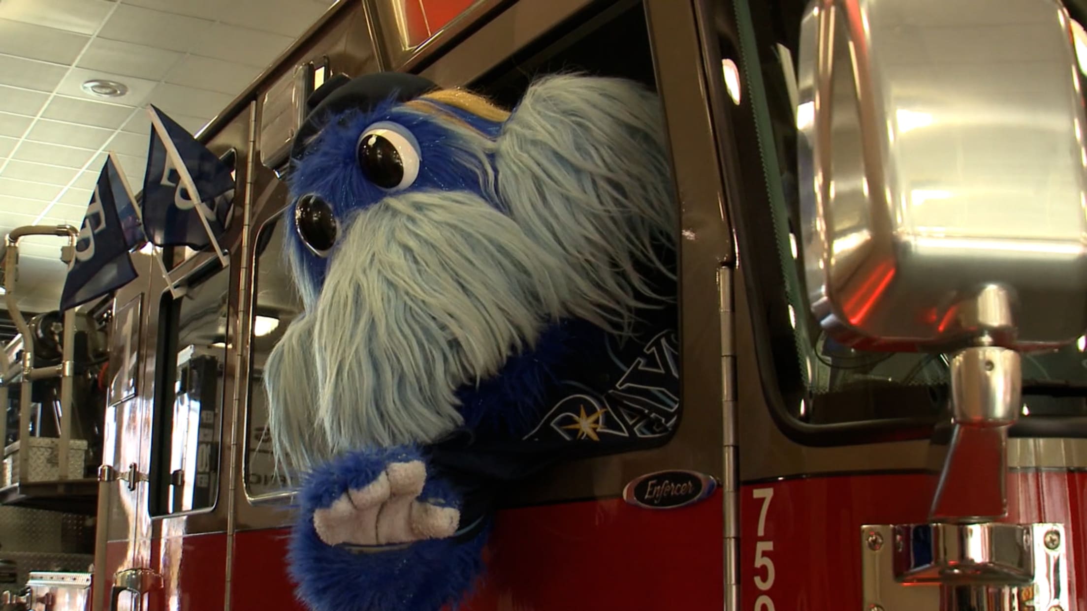 Raymond visits St. Petersburg Fire Rescue Department