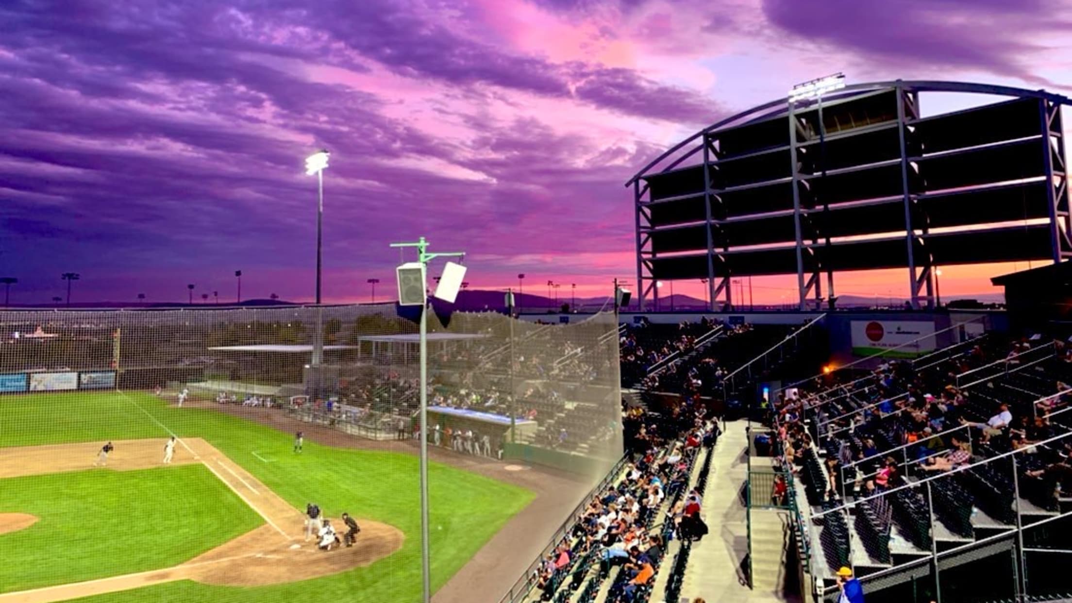 Tri-City Dust Devils - Grab your Angels gear or anything red and join us  tonight for RED Out the Park Night at the Gesa Stadium! Anyone wearing red  will receive a raffle