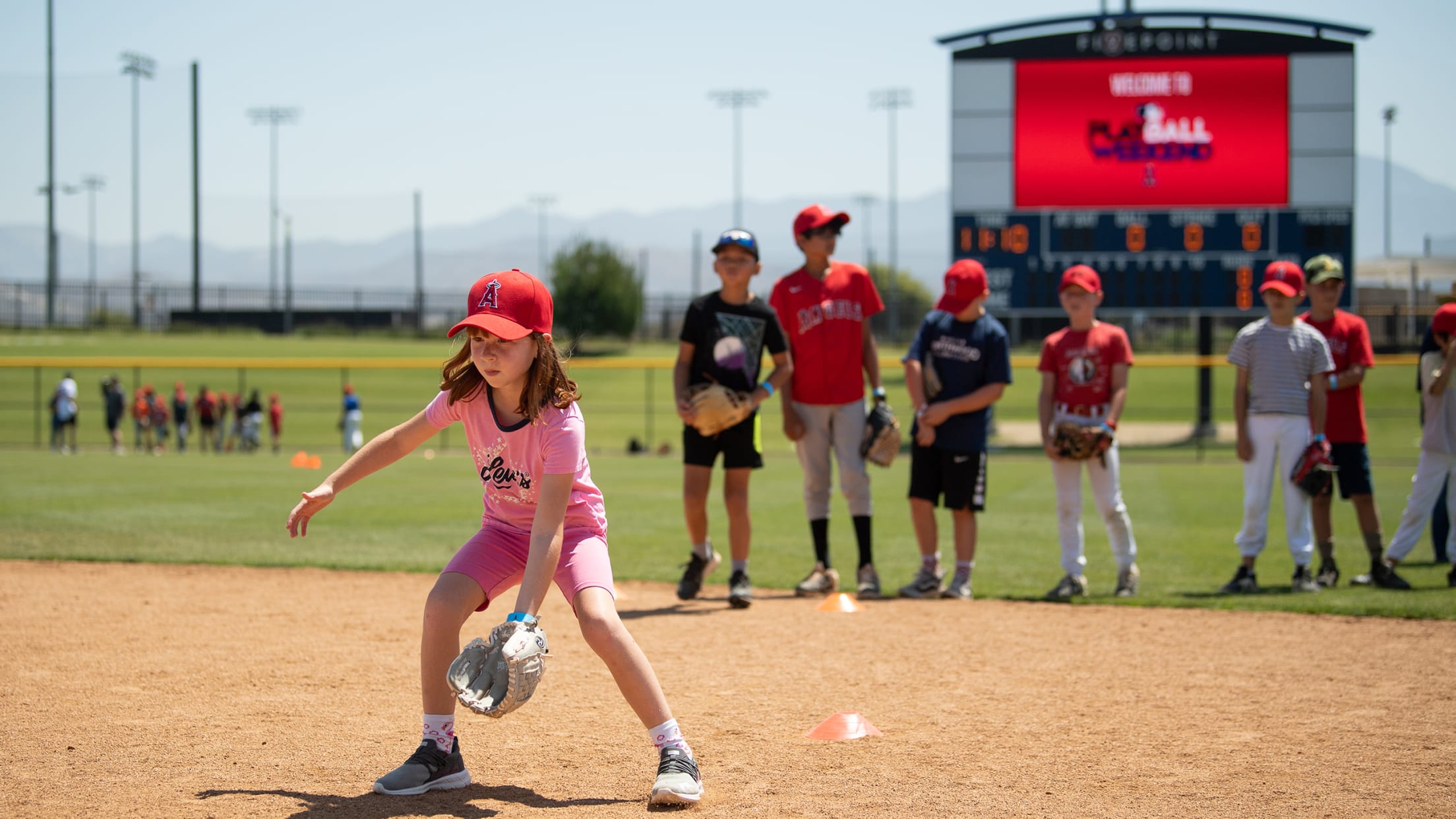 LA Angels work out with kids in 'Play Ball' clinic