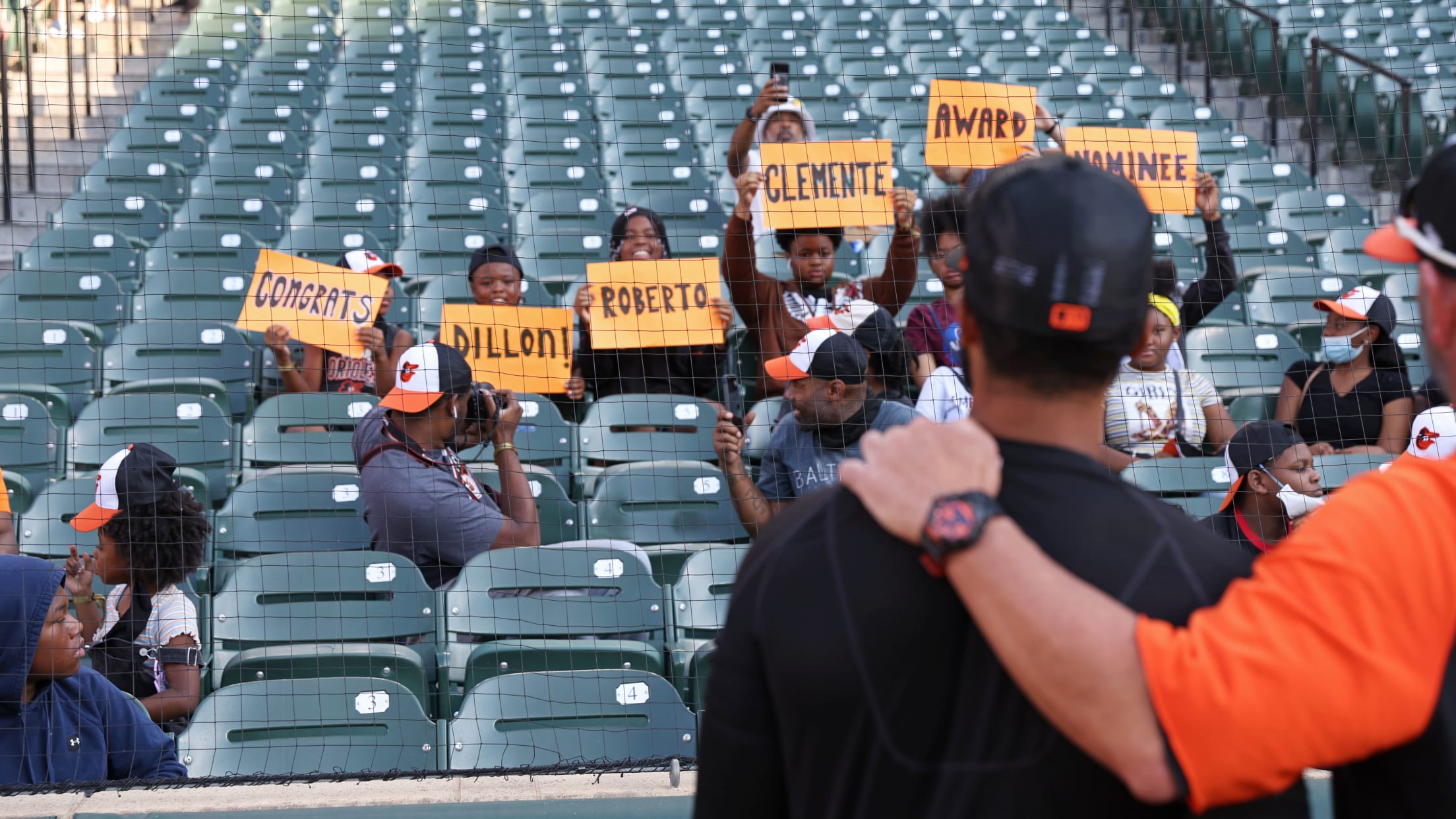 Os_BI_RobertoClemente-DillonTate_003