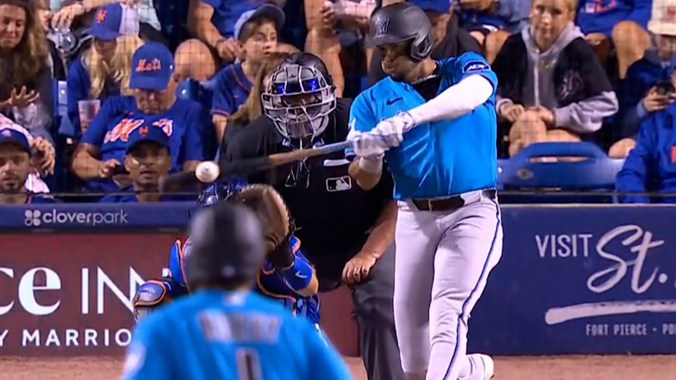 Sencillo remolcador de Christopher Morel