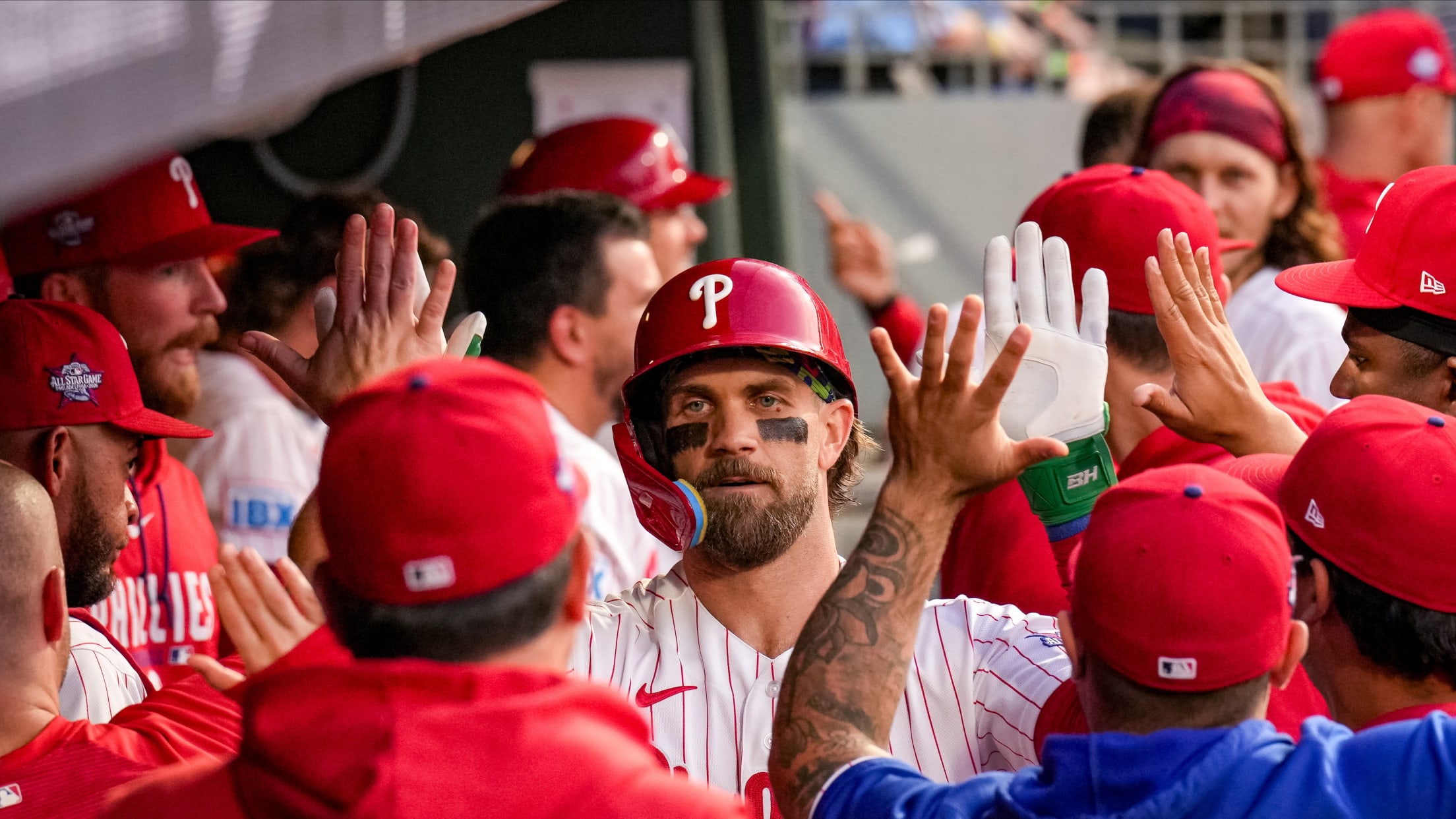 Bryce Harper's solo home run (8)