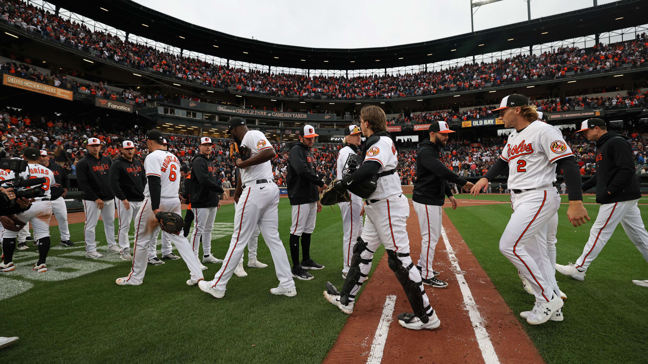 BAL-BI-HomestandInFocus-04212022-032