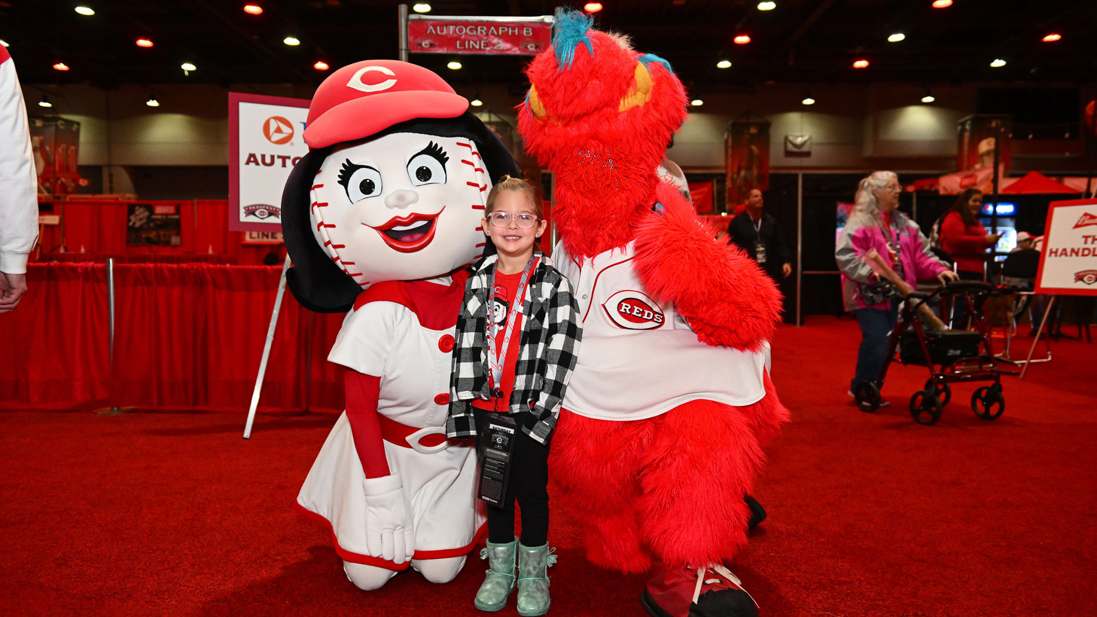 Cincinnati Reds - A hug from your favorite mascot. Day made