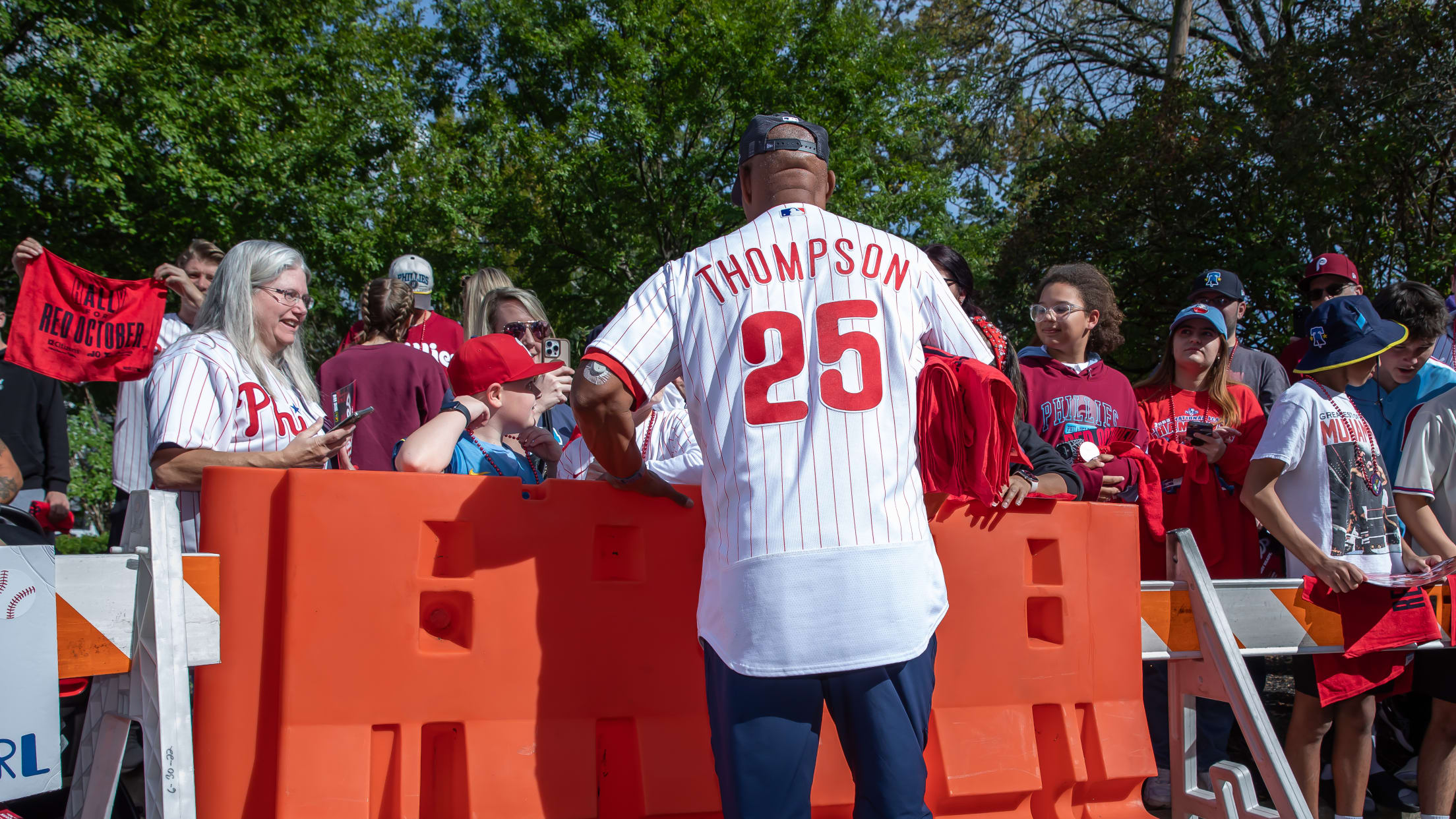 20251002_Rally_Red_October_Bus_Waterfalls-46