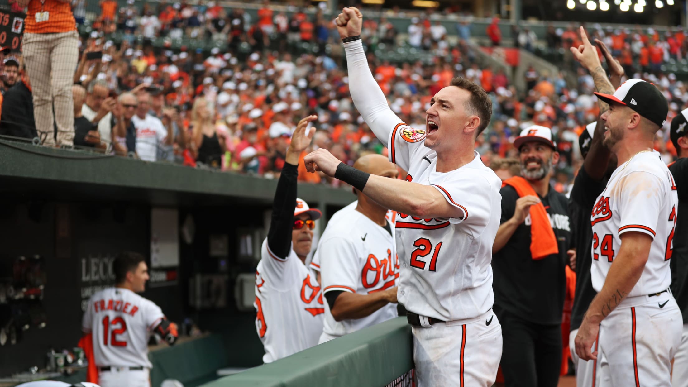 BAL-BI-121823-TopPhotos23-062