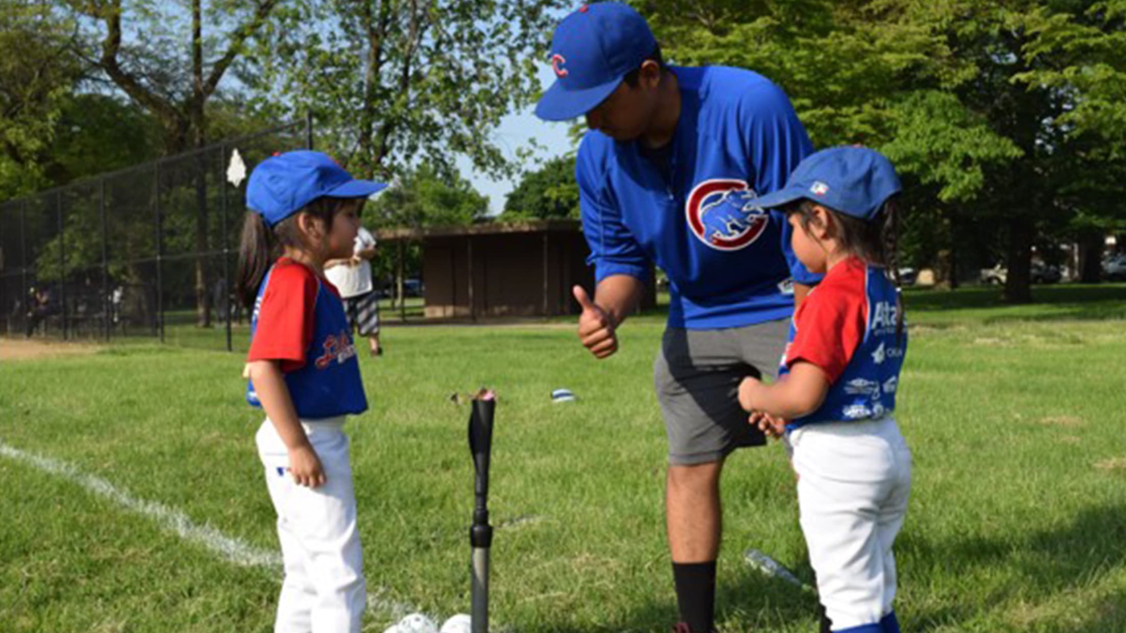 Cubs show kids how to have fun