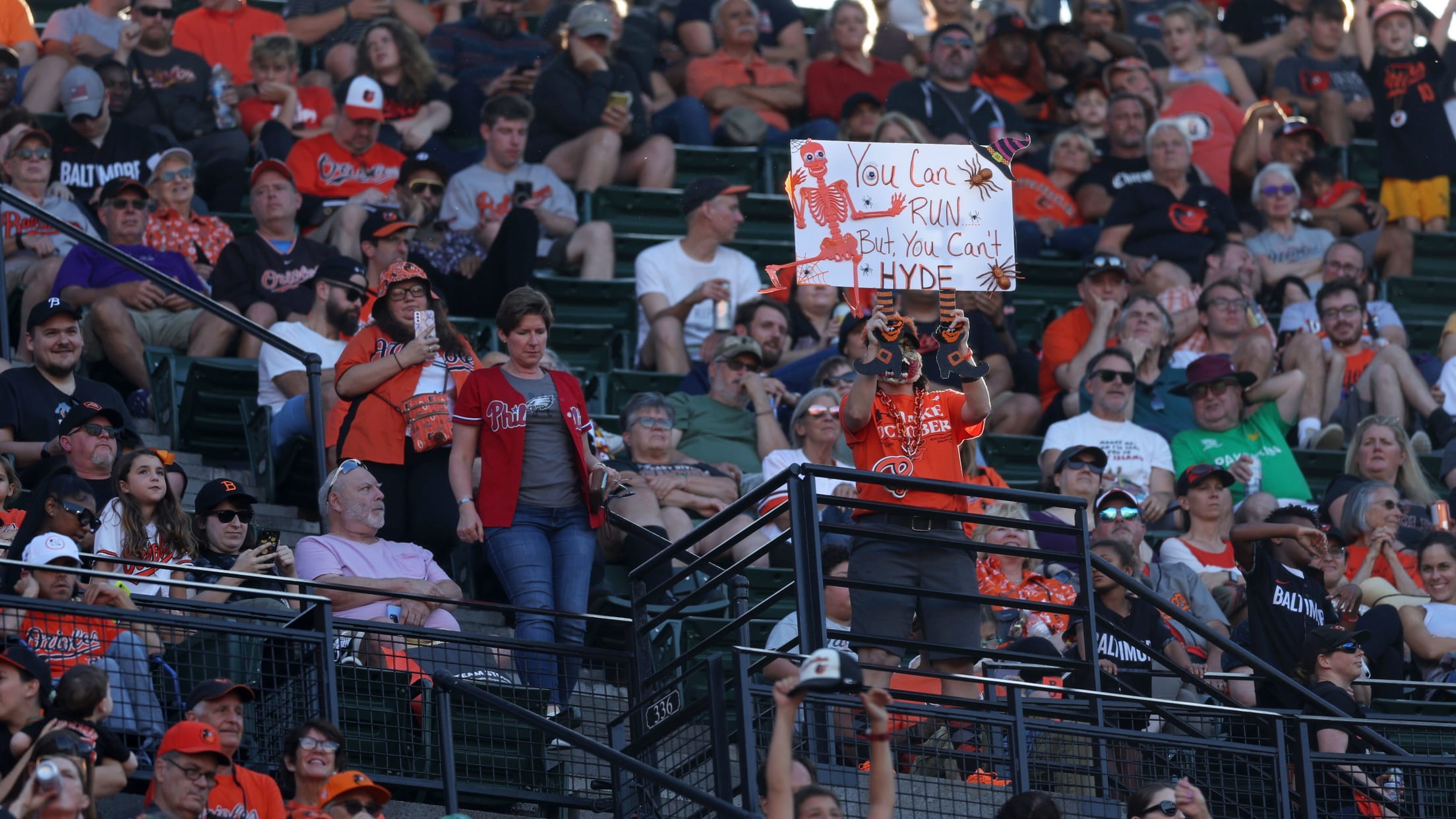 BAL- BI - Homestand In Focus - 1003 - 101