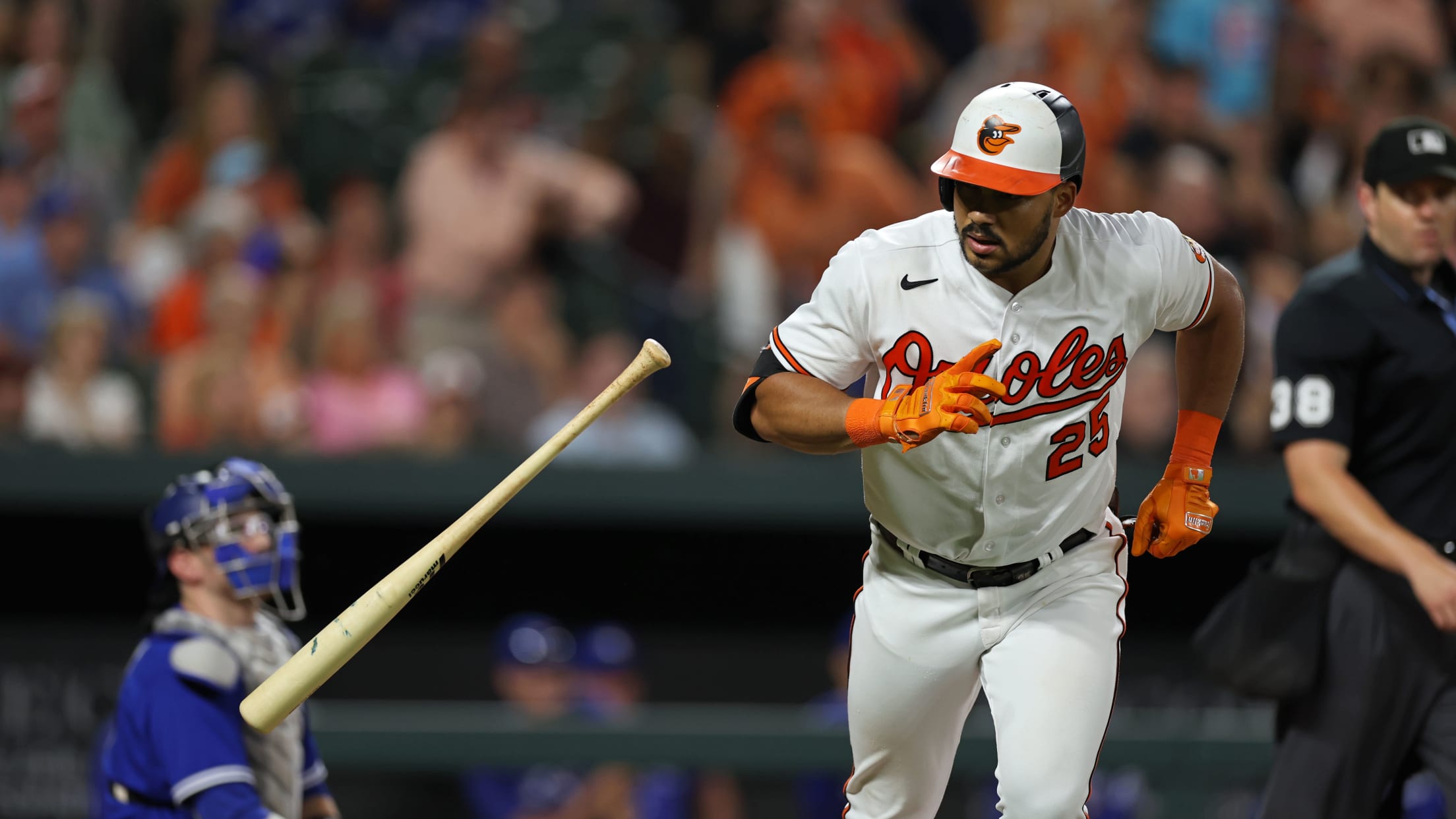 BAL-BI-Homestand-in-focus-083123-028