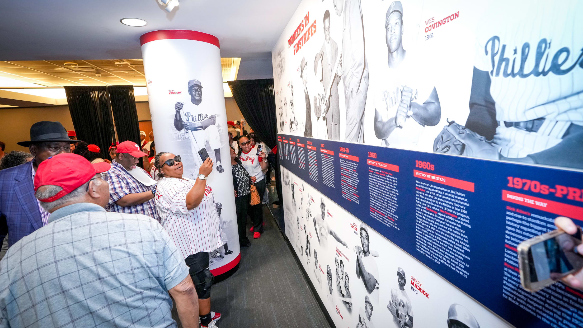 PioneersinPinstripes00653