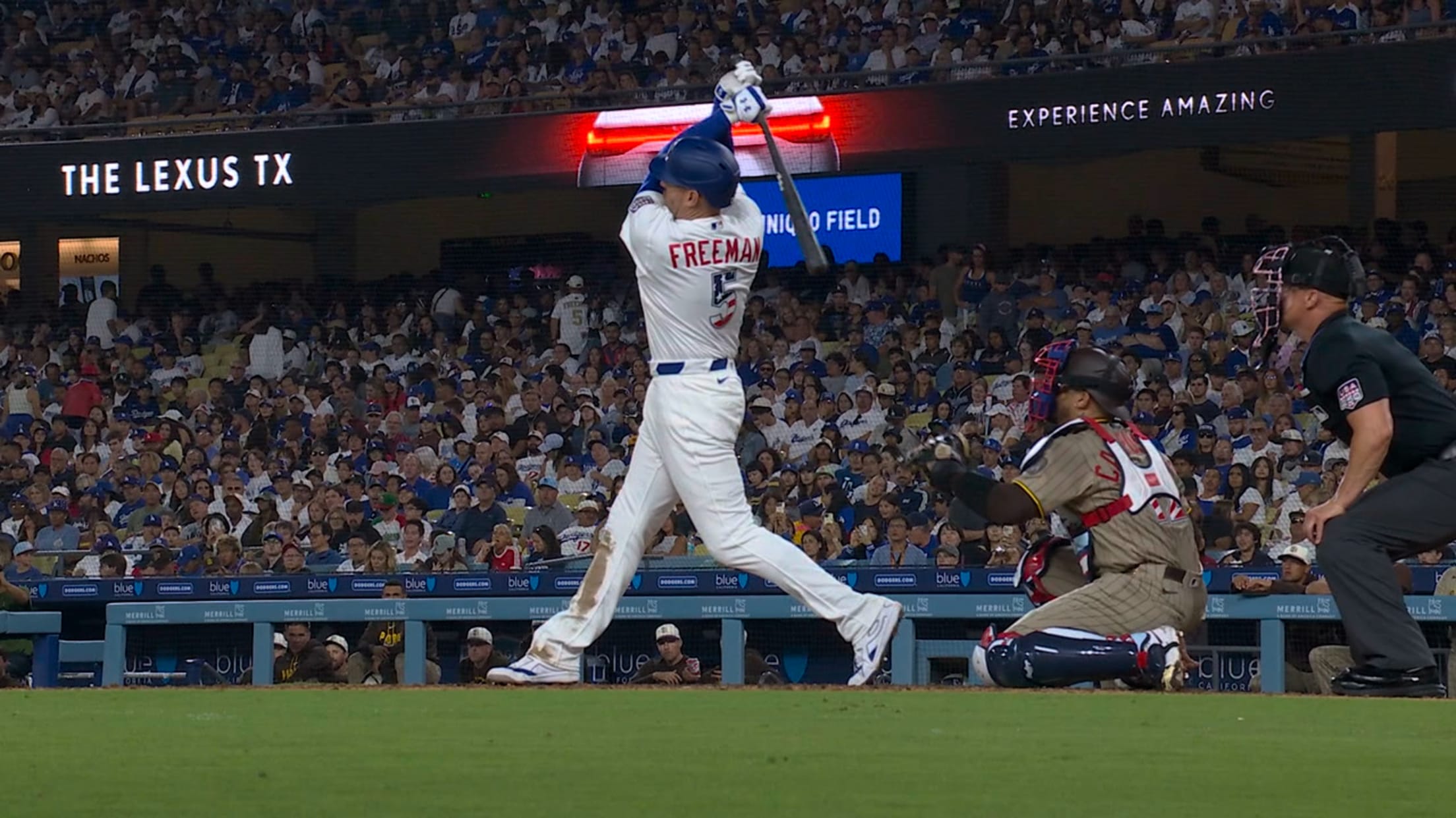 Freeman lidera ofensiva de Dodgers