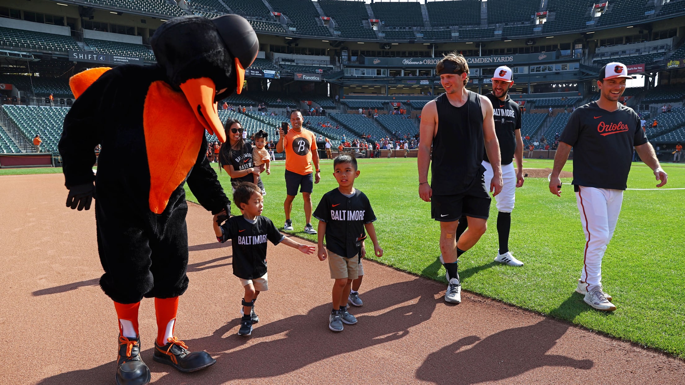 BAL-BI-Winning-OnandOffField-112723-007