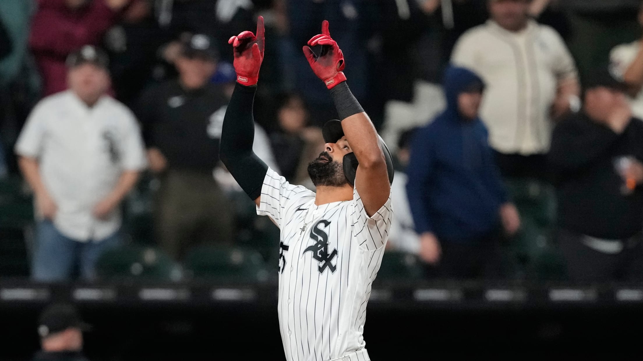Derek Hill's go-ahead solo home run (3)