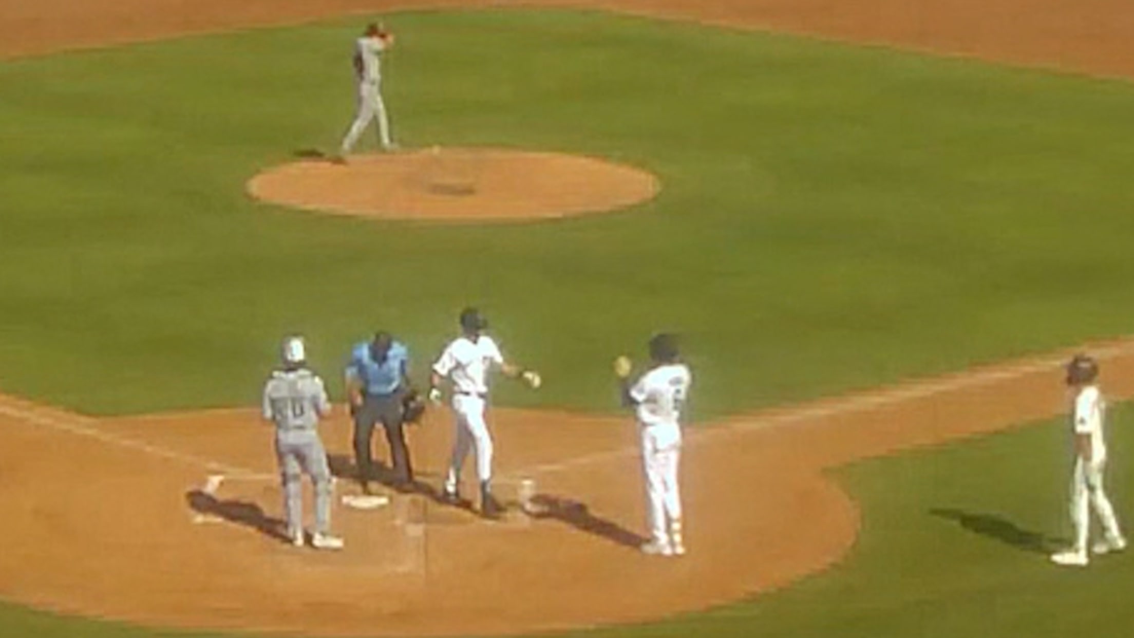 Rockies No. 10 prospect Jared Thomas' first AFL homer