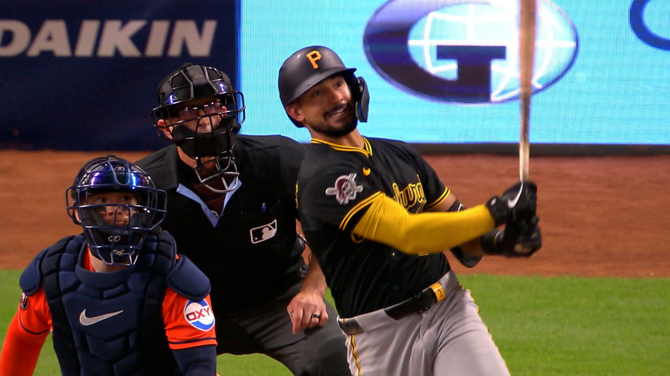 Nick Gonzales' two-run homer (2)