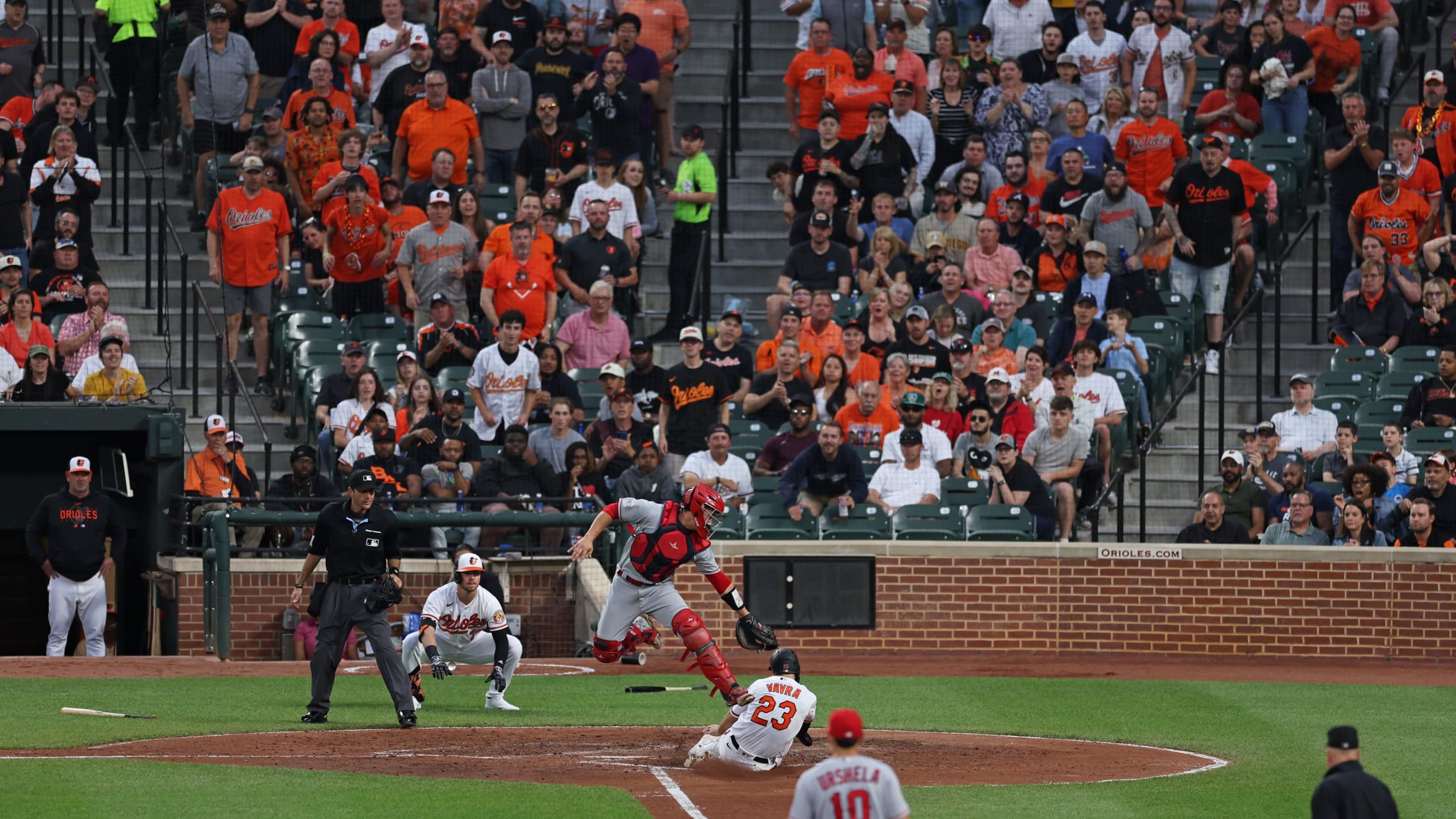 BAL-BI-InFocus-0519 - 097