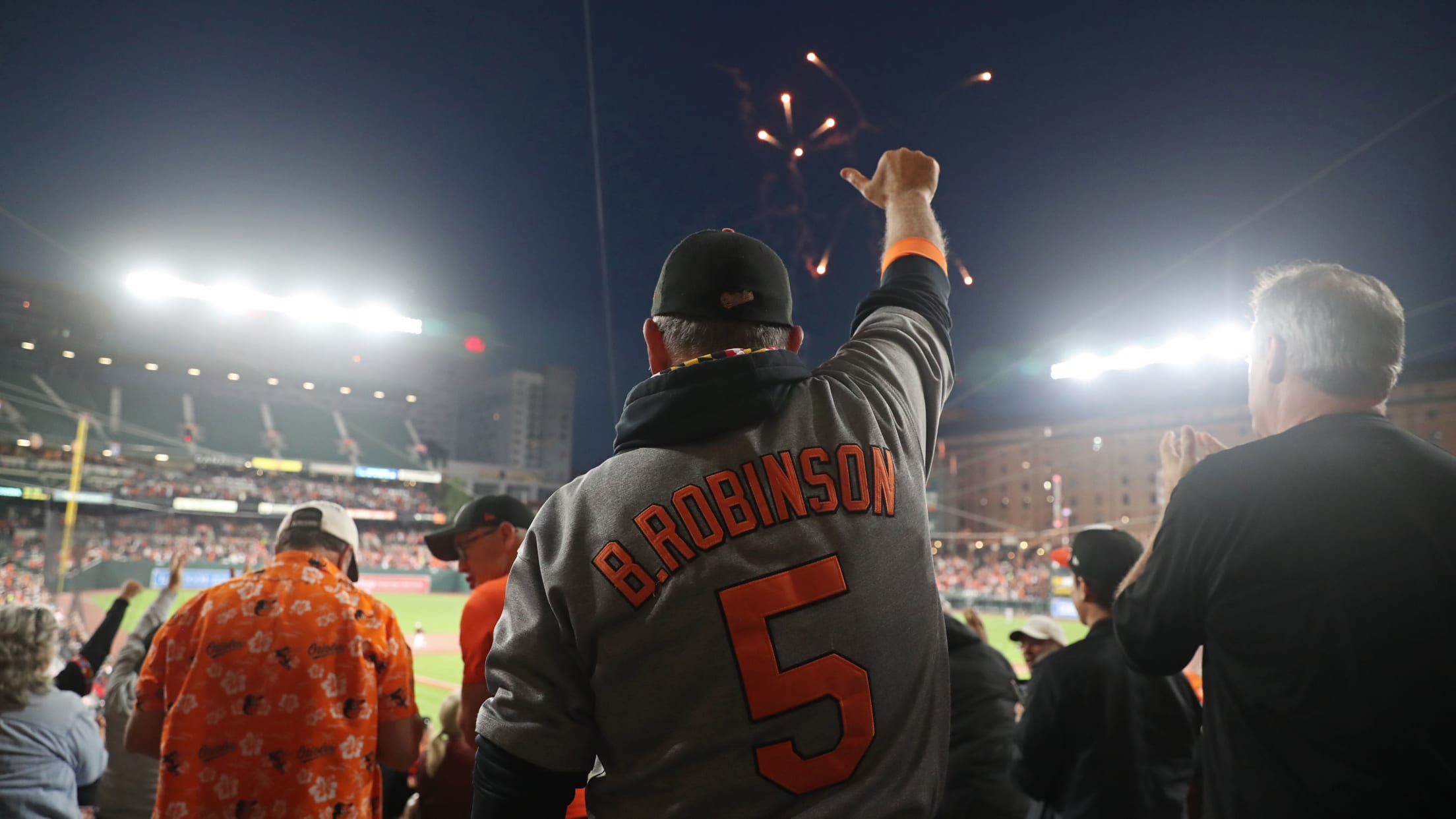 BAL- BI - Homestand In Focus - 1003 - 022