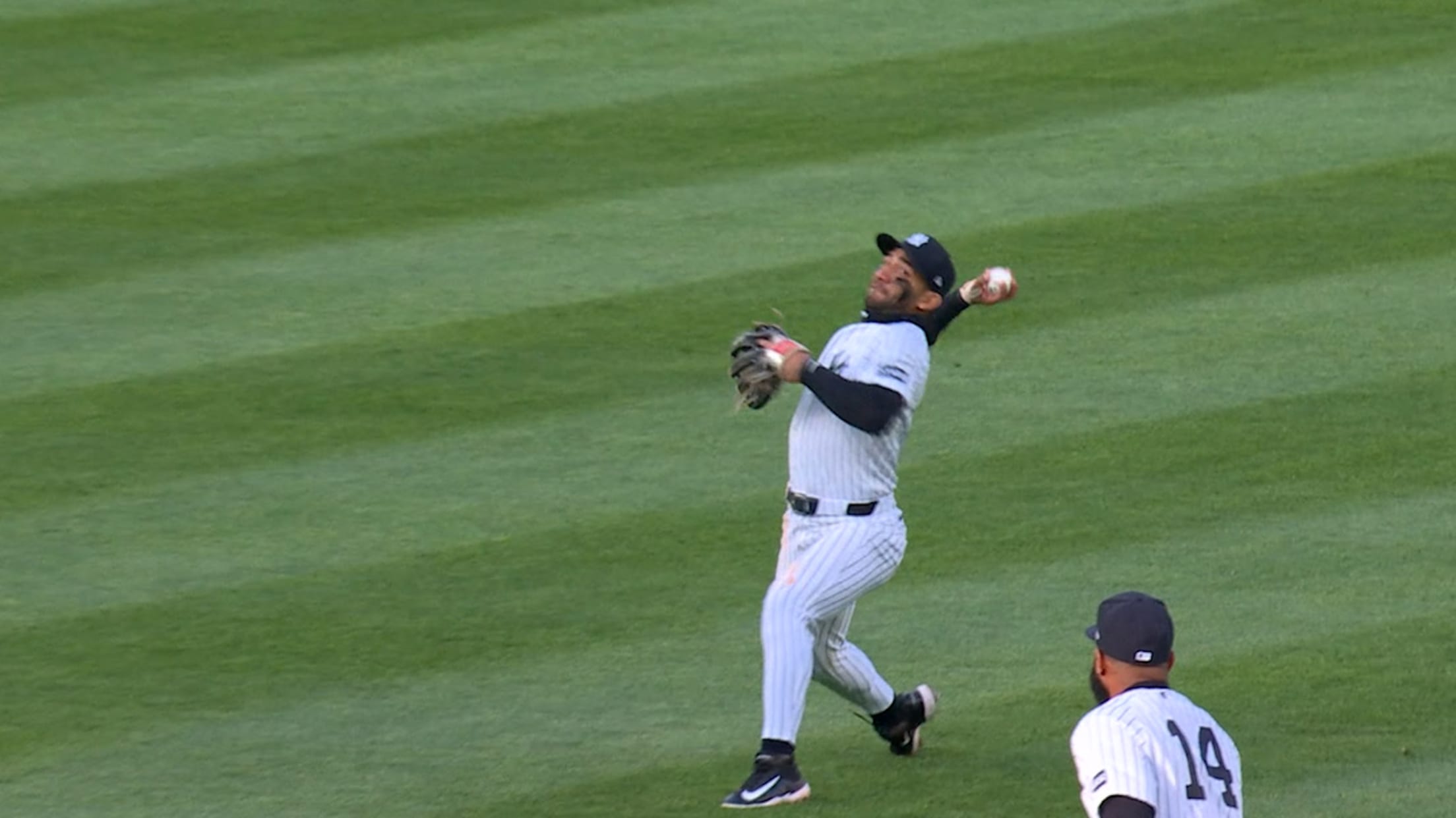 José Caballero logra out en home