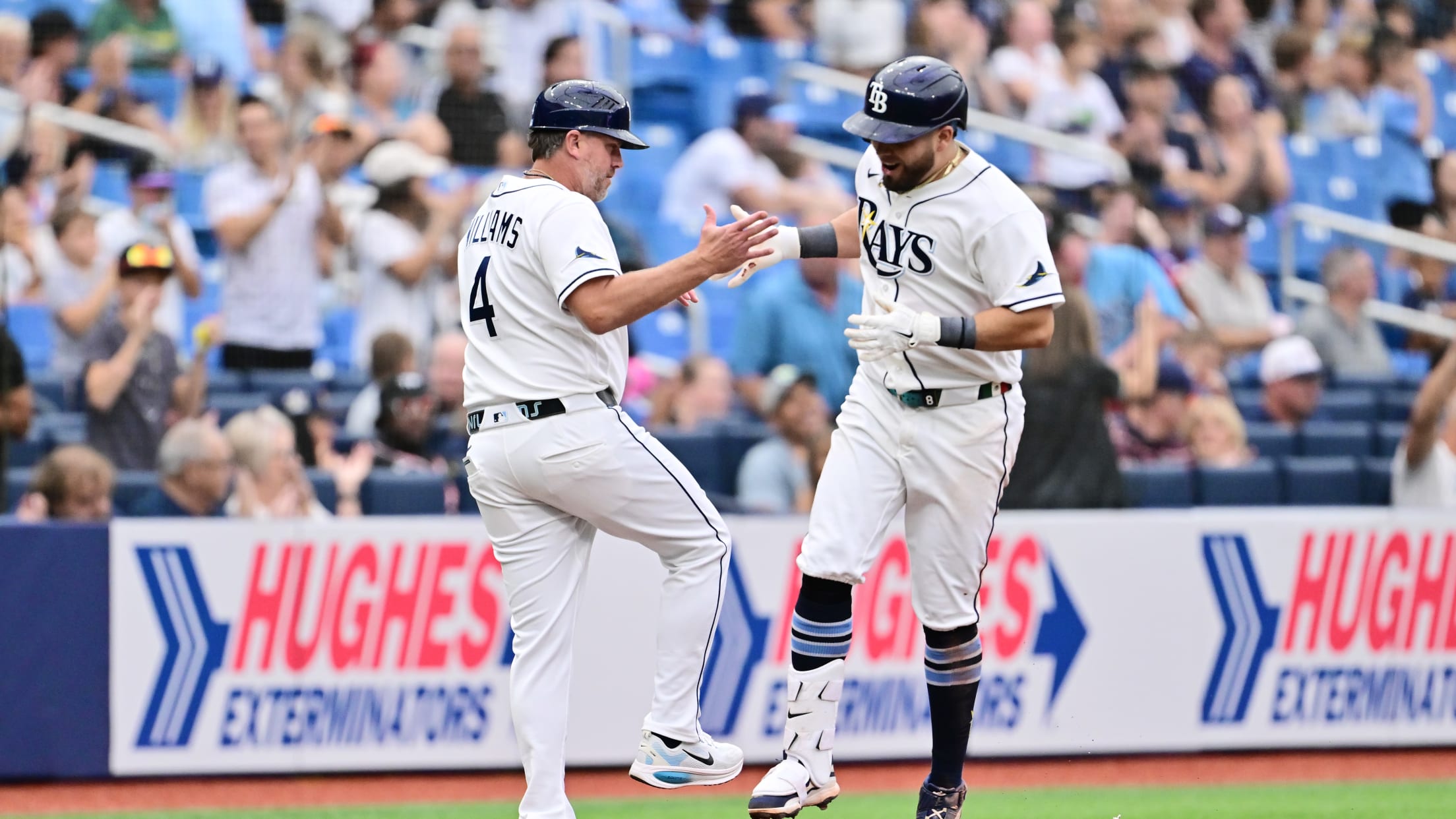 Jonathan Aranda's two-homer game