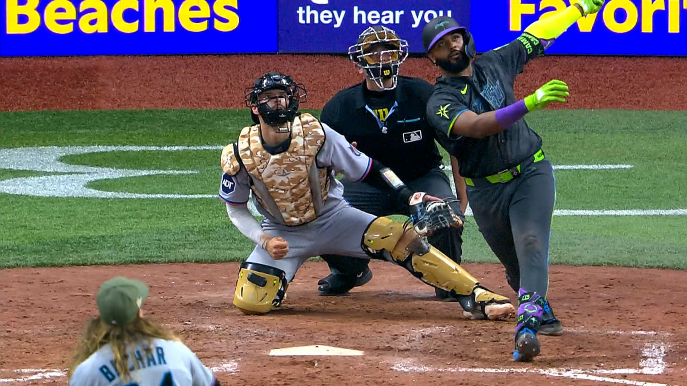 Junior Caminero's two-run double