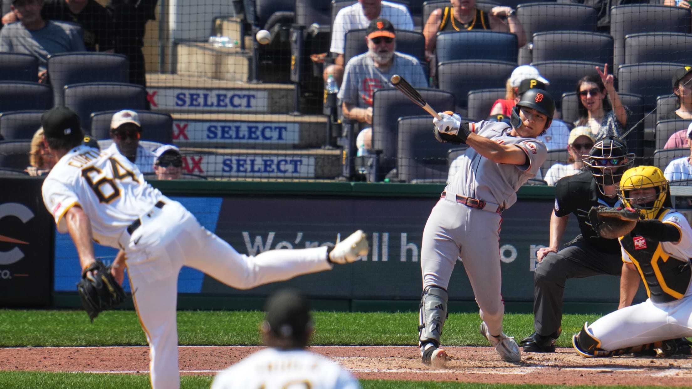 Jung Hoo Lee's pinch-hit RBI double