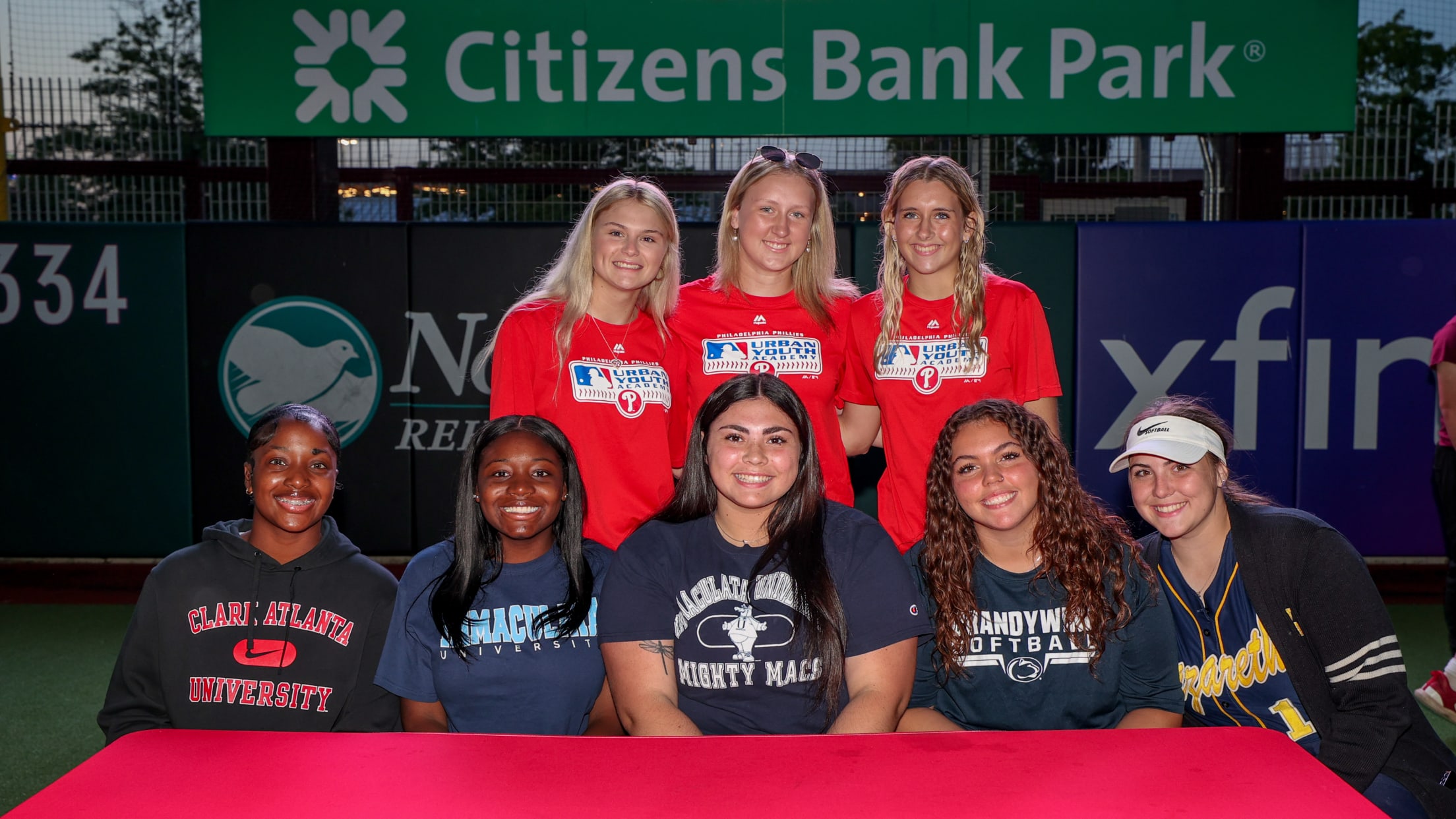 20240513_UYA Signing-163