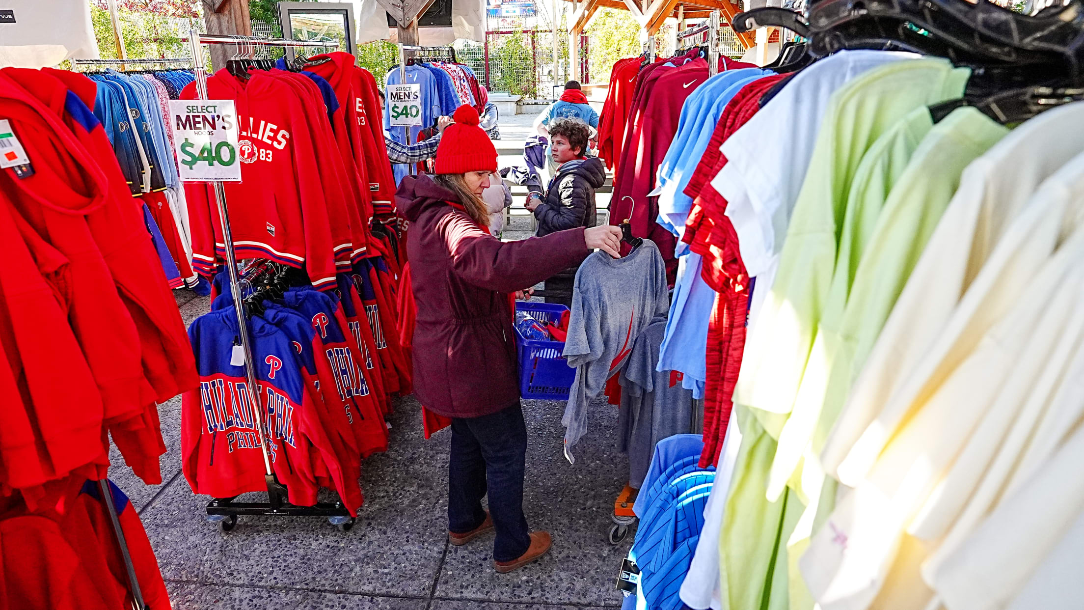 TreeLightingHolidaySale06052