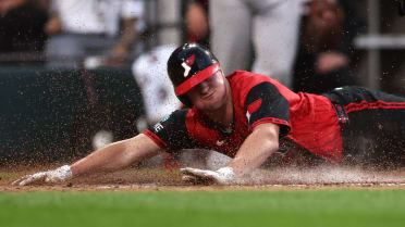 mlb.com - Scott Merkin - Rain delay DJ: Teel talks storm chasing aspirations, musical talents