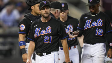 Anyone get a black authentic jersey that's not Lindor? Only one i have seen  online. : r/mets