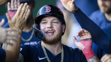 Verdugo becomes 1st player in Red Sox history to hit a leadoff